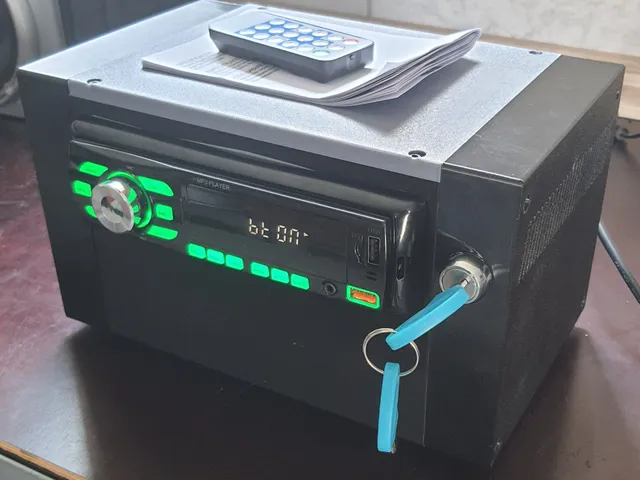 Car radio enclosure (1 DIN)