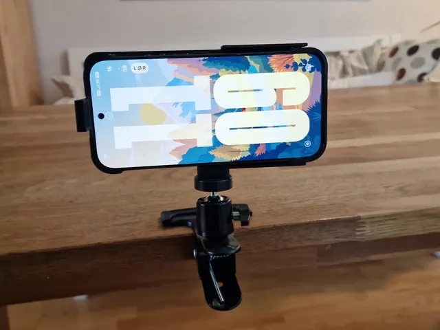 Xiaomi 17 Ultra slimSkin Tripod Mount Cradle