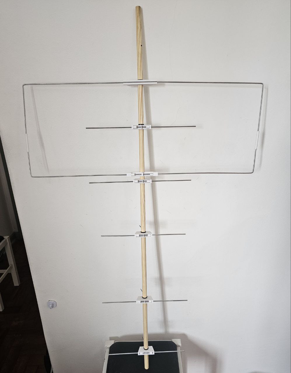 Yagi and Moxon Elements Holder