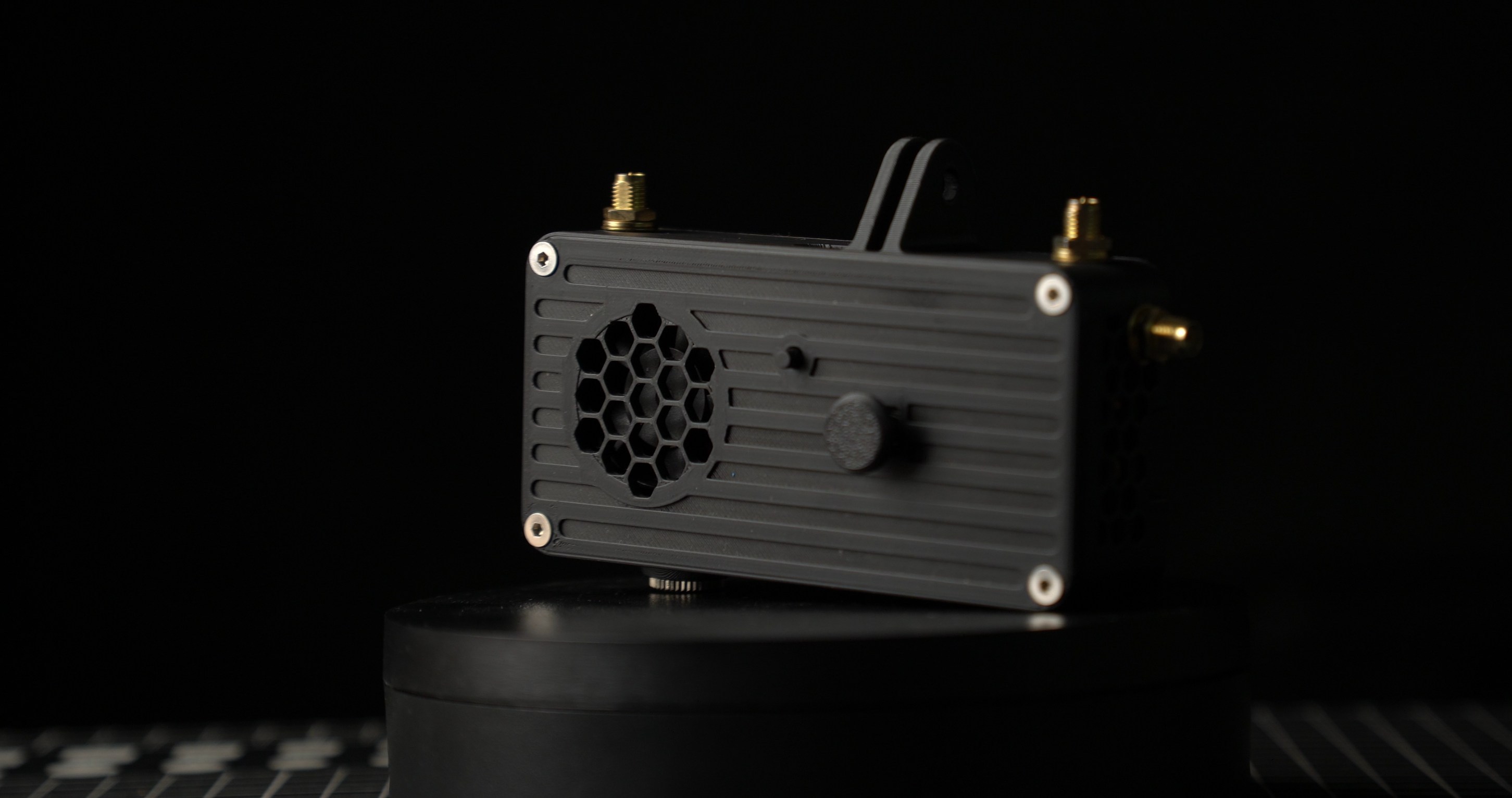 OpenIPC / Ruby FPV compact goggle mounted VRX - Bonnet Based.