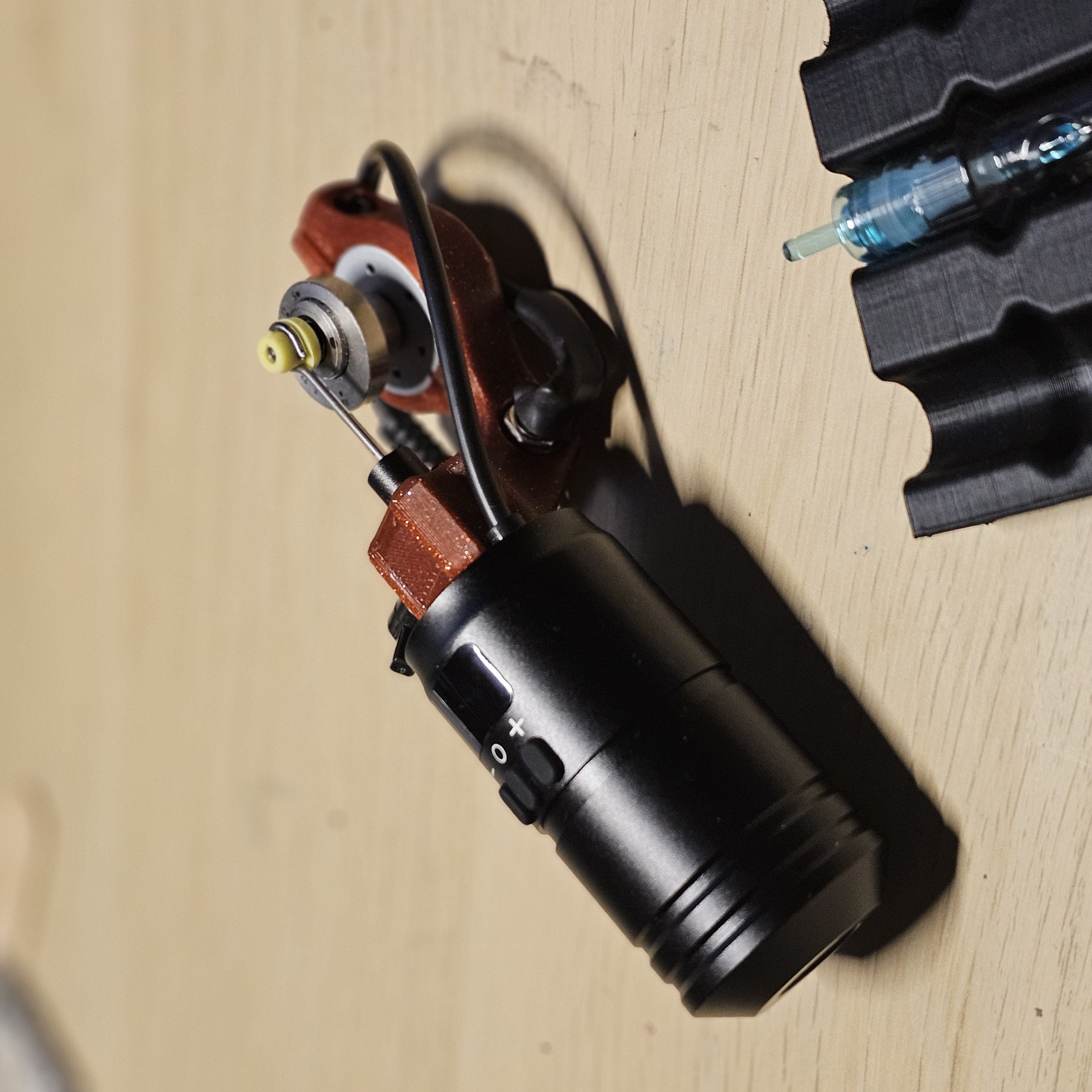 Upcycled cordless tattoo machine FDM optimized