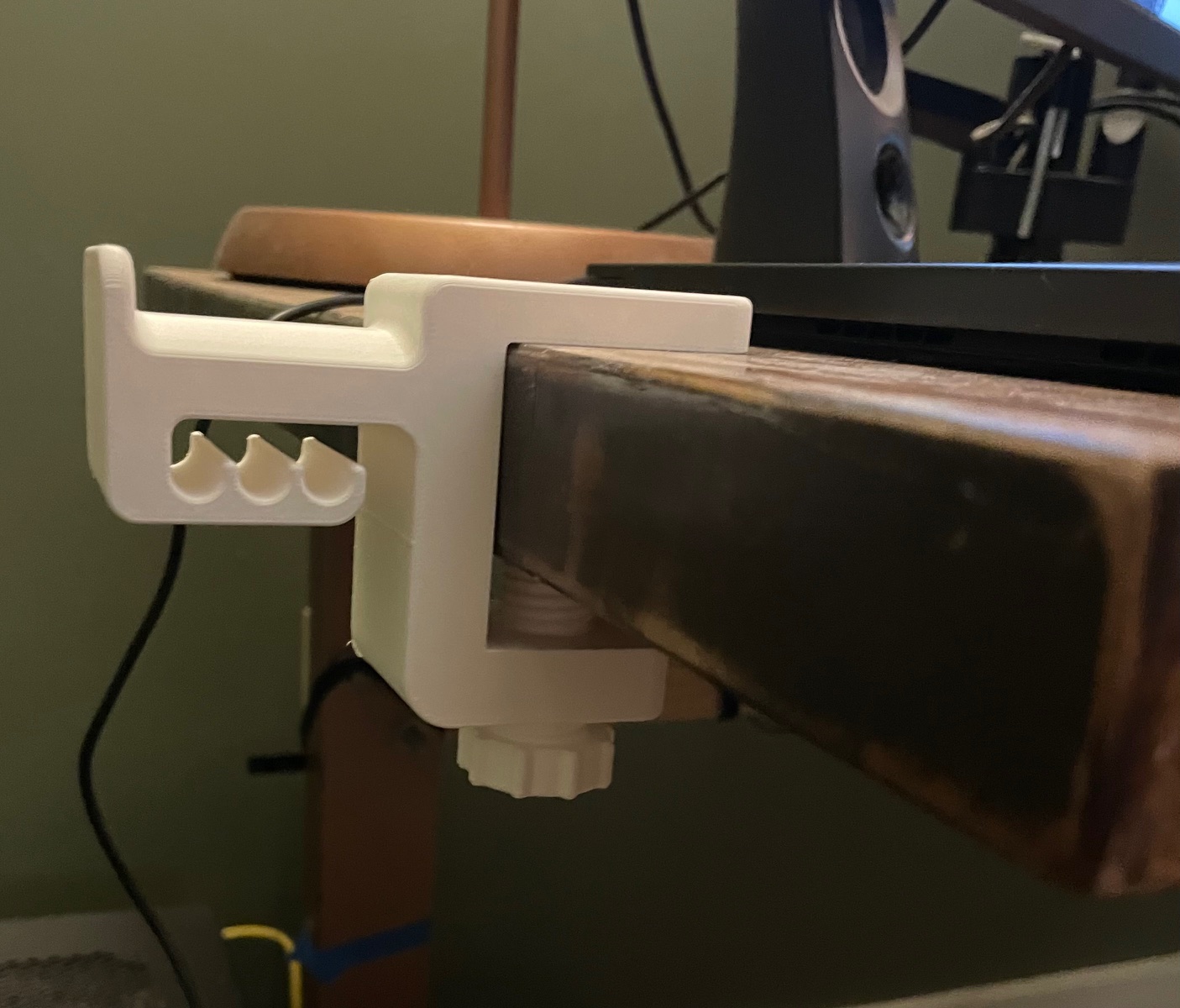 Thick Desk Size Mount Headphones Holder 3D model