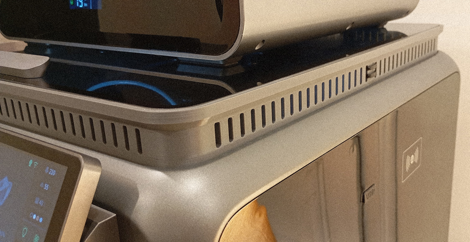 Riser Creality K2 Pro with holes without adjustment.
