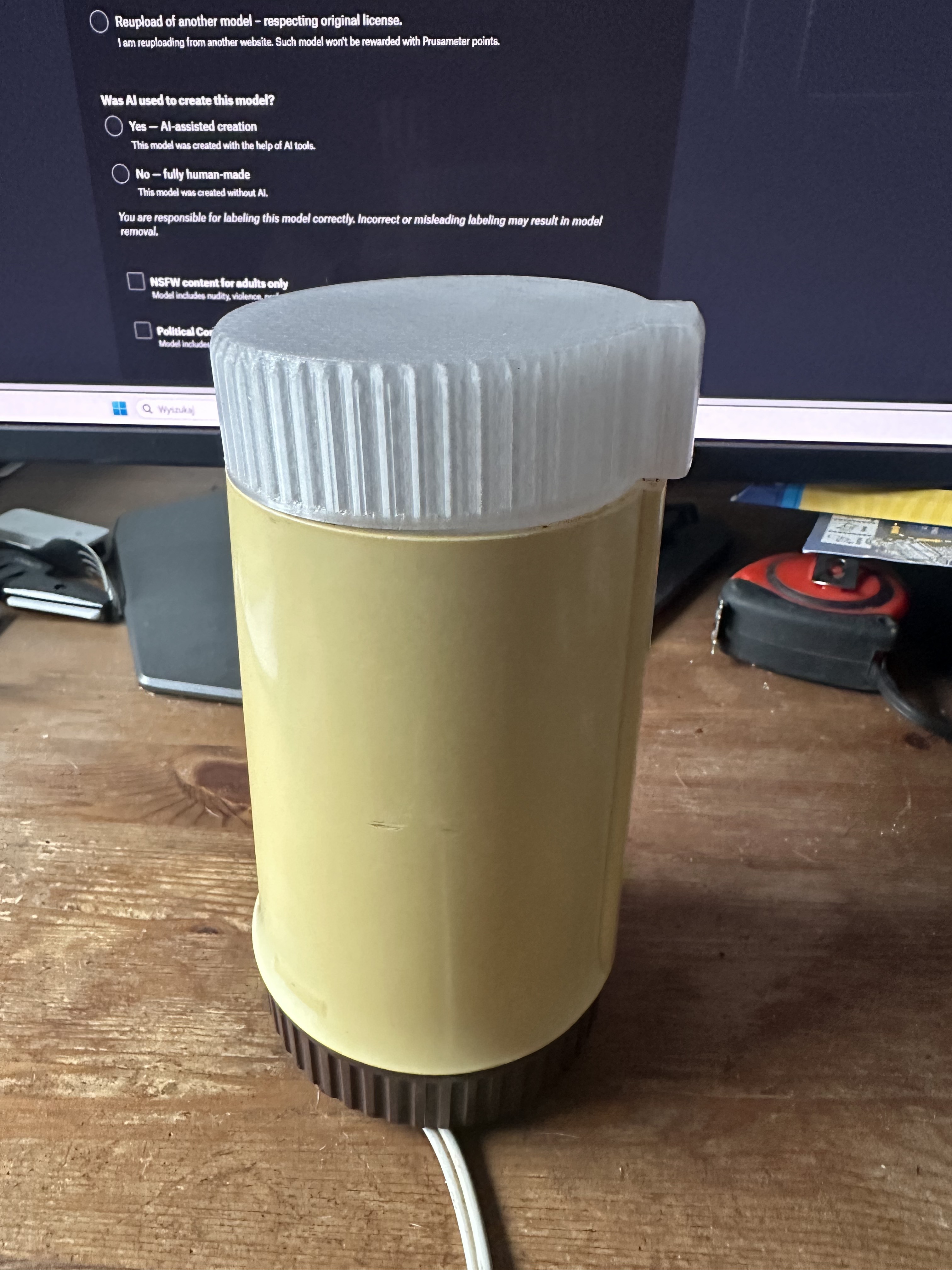 Coffee grinder lid — thumbnail 3