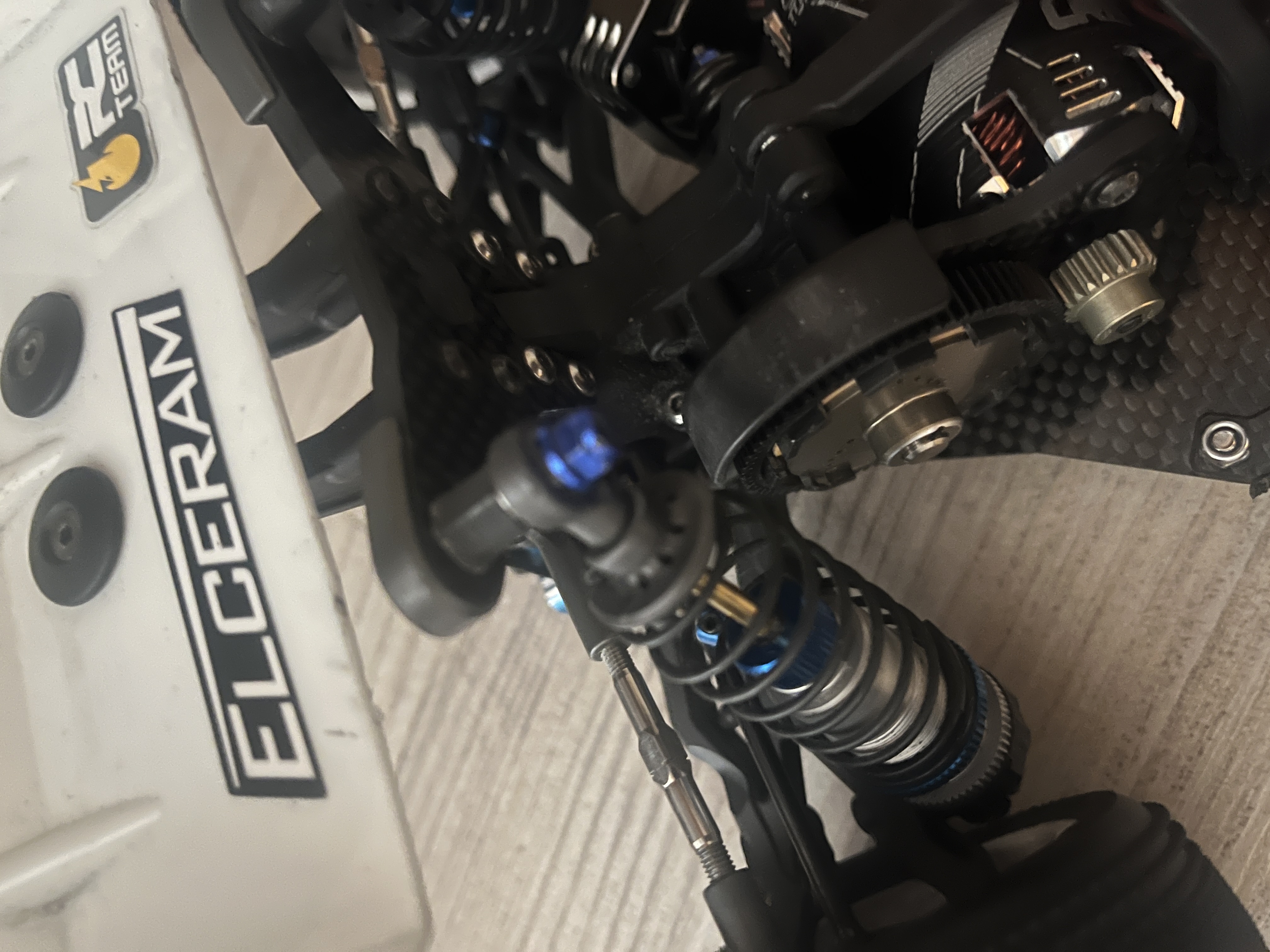 Associated B6 B6.1 B6.2 B6.3 B6.4 inverted rear shocks