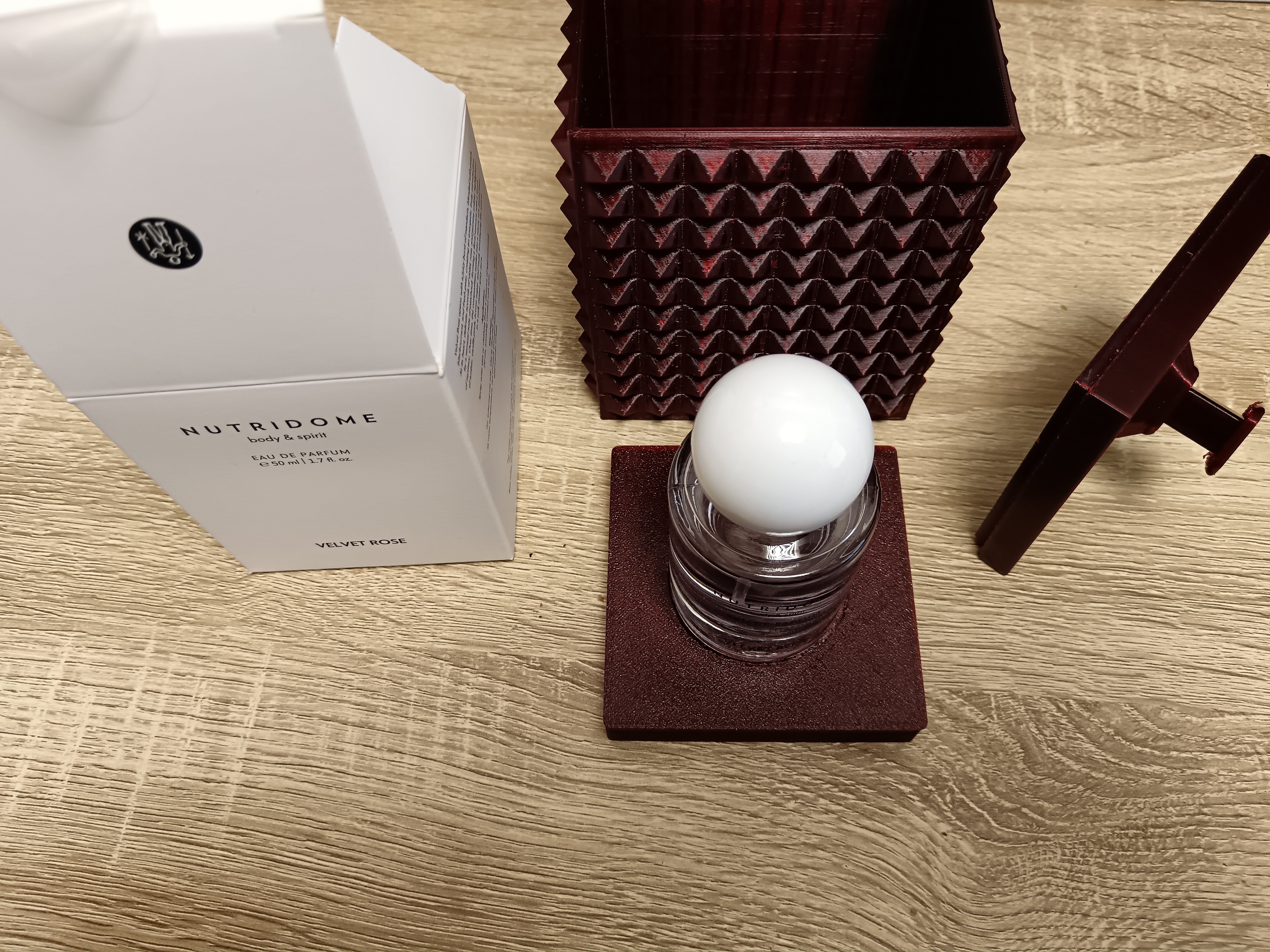 perfume gift box — thumbnail 6