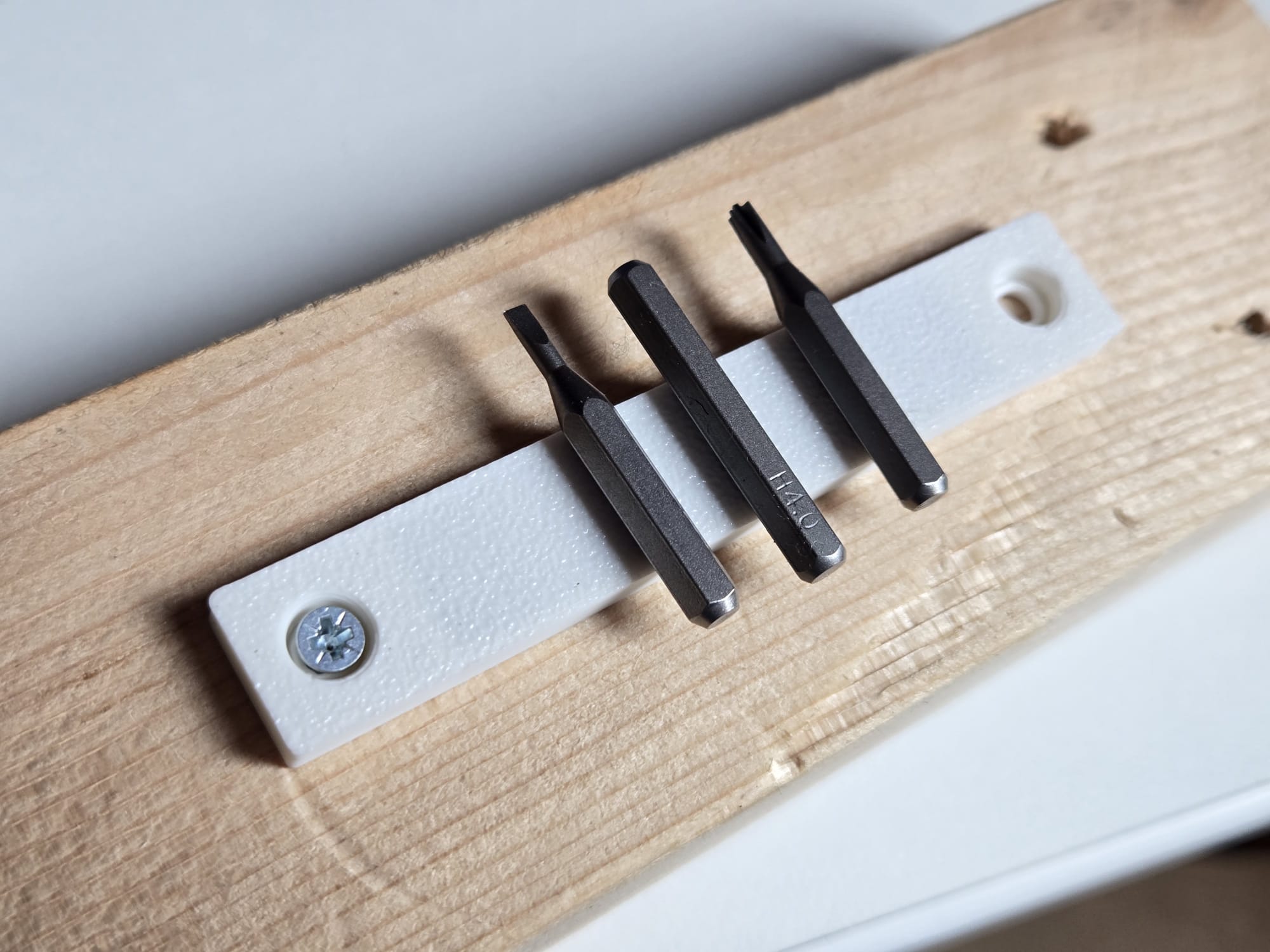 Magnet Wall Mount Brackets Customizeable — miniatura 5