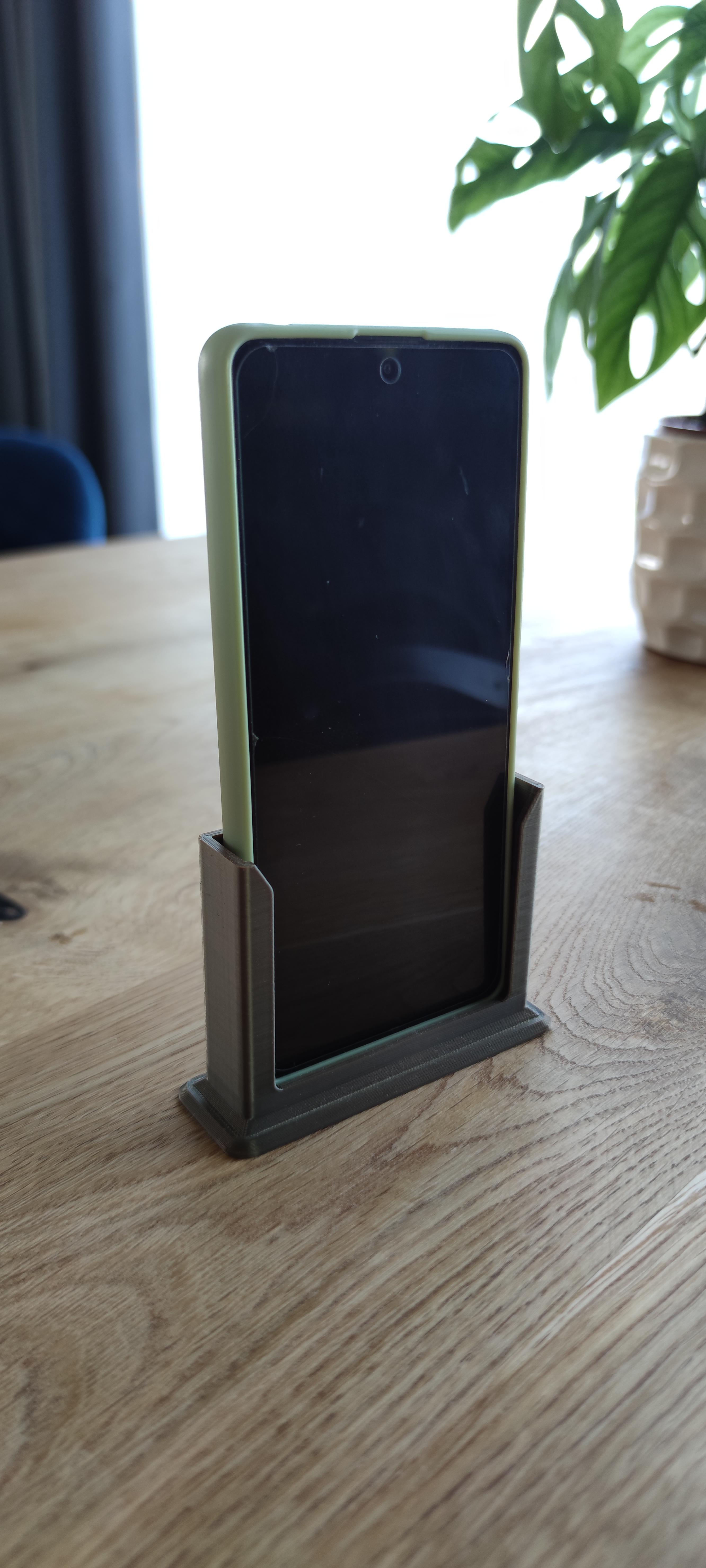 Telephone stand