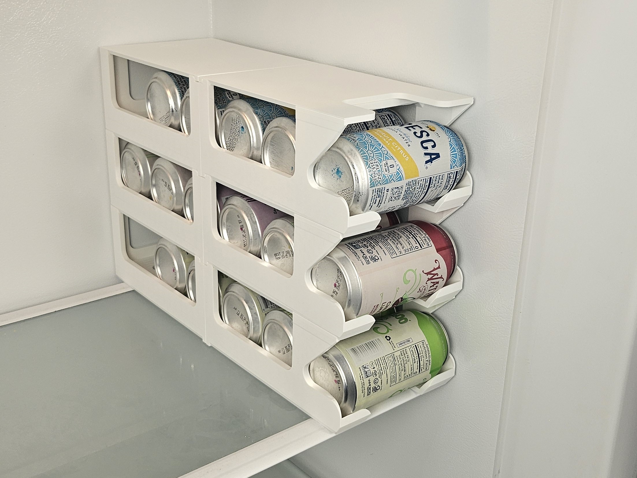 V2 Beverage Can Dispenser - Five 12 oz. Standard Cans