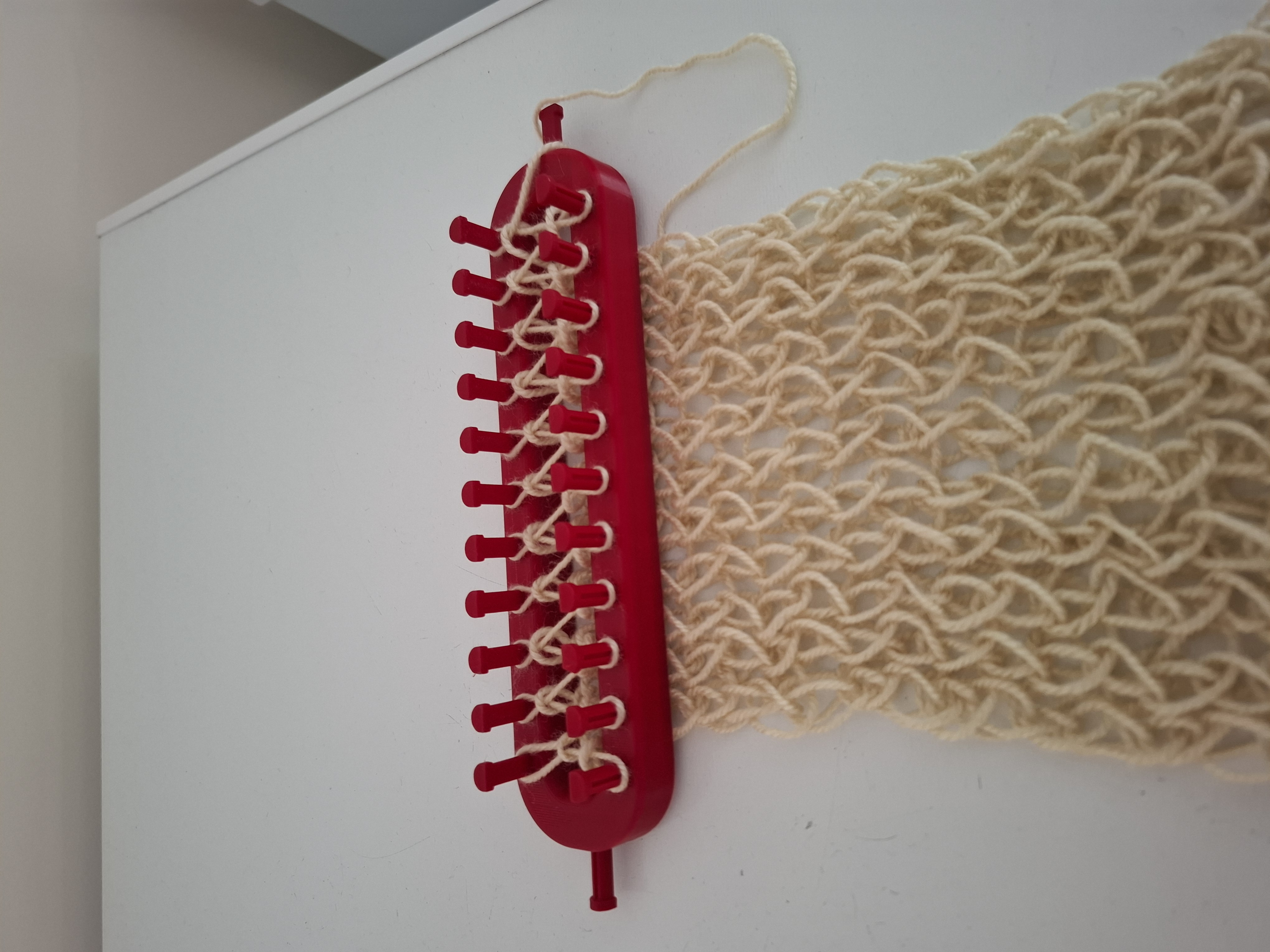 11 Pin Knitting Loom