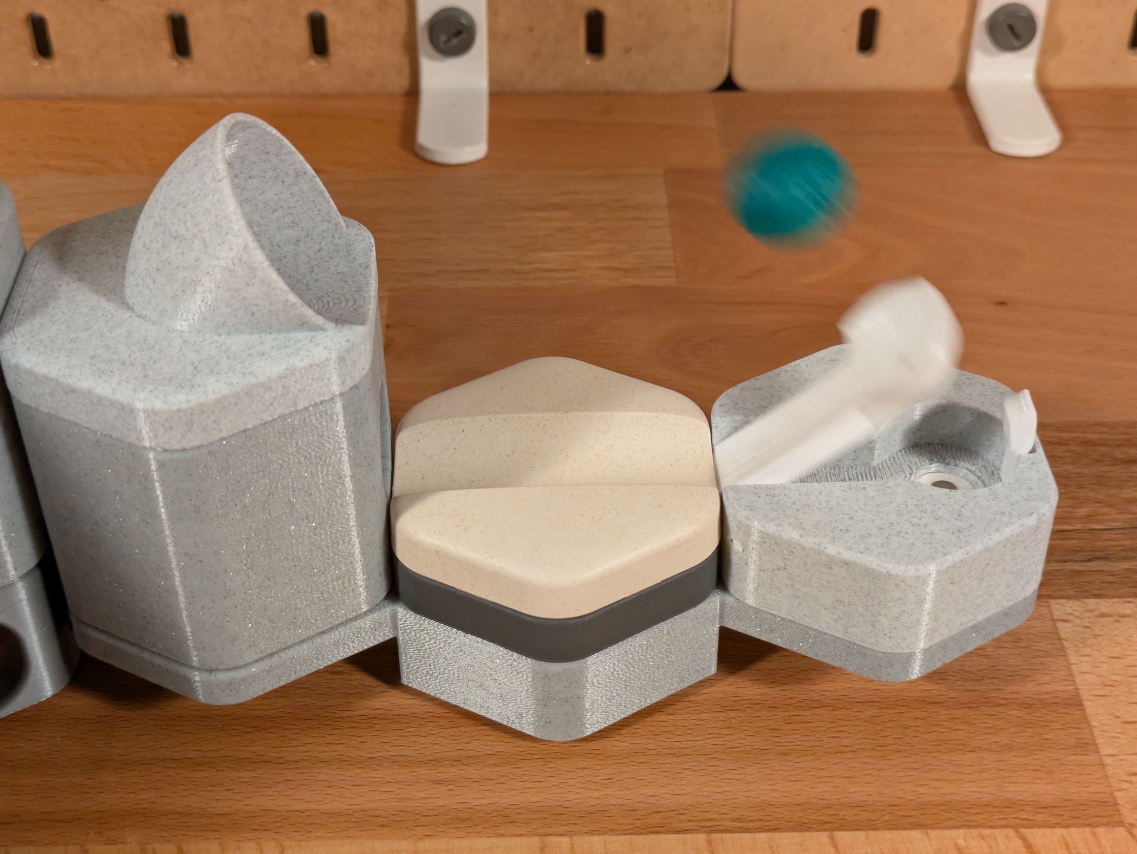 Catapult for GraviTrax Junior