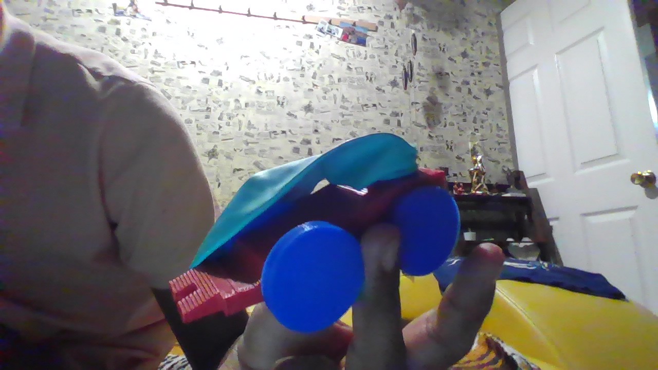 Balloon powered car