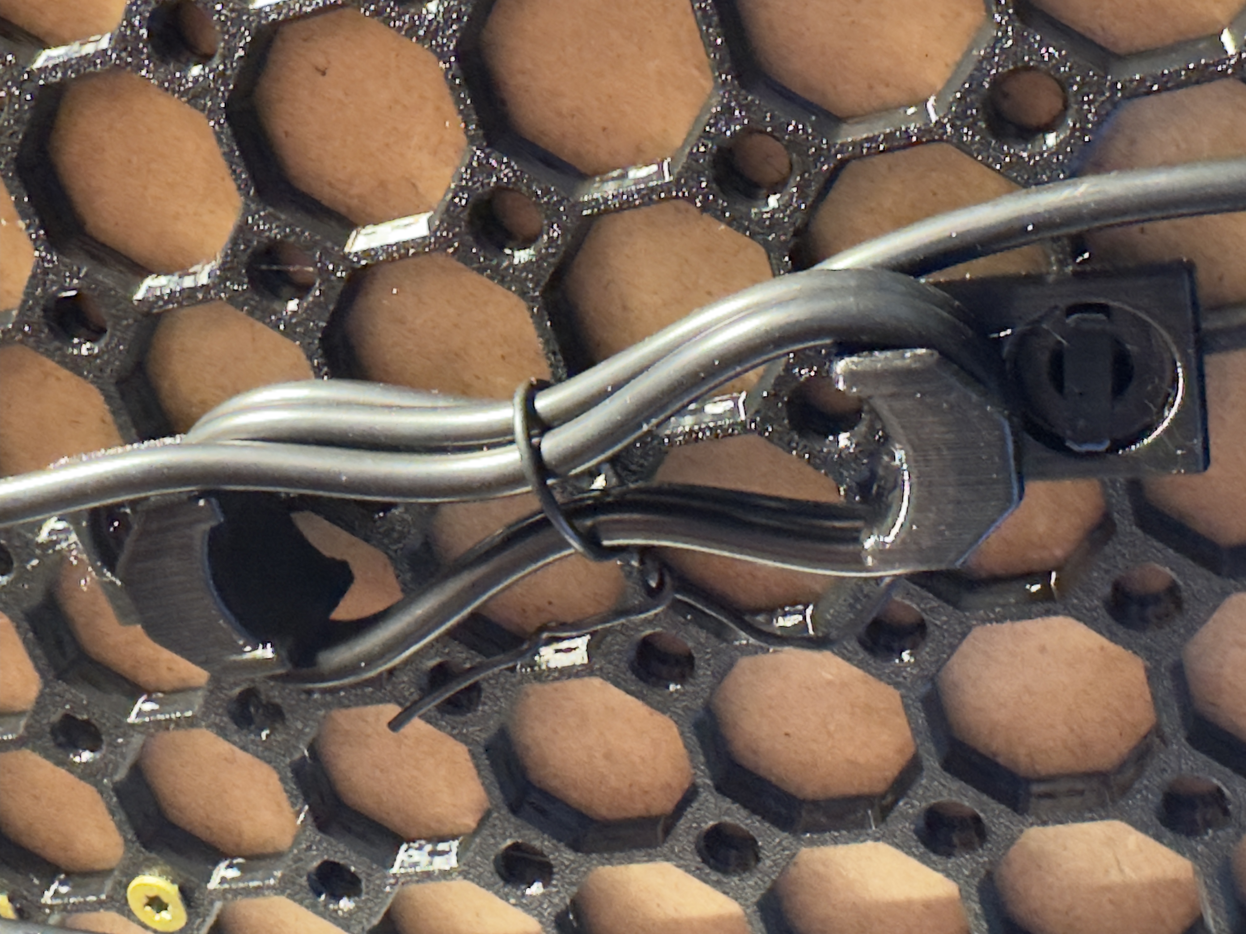 Cable Wrapping Hook for Multiboard / Underware