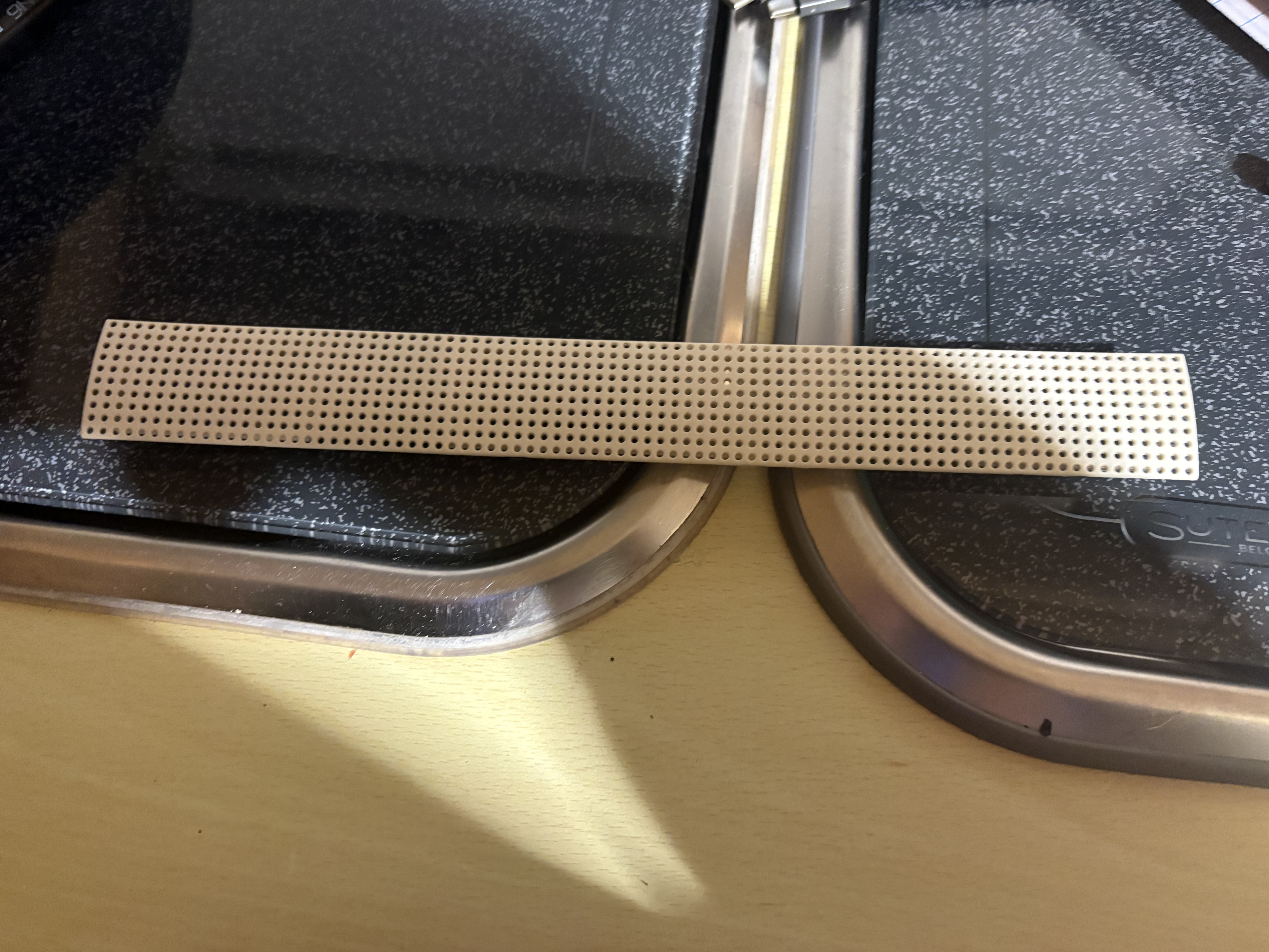 motorhome hatch plug