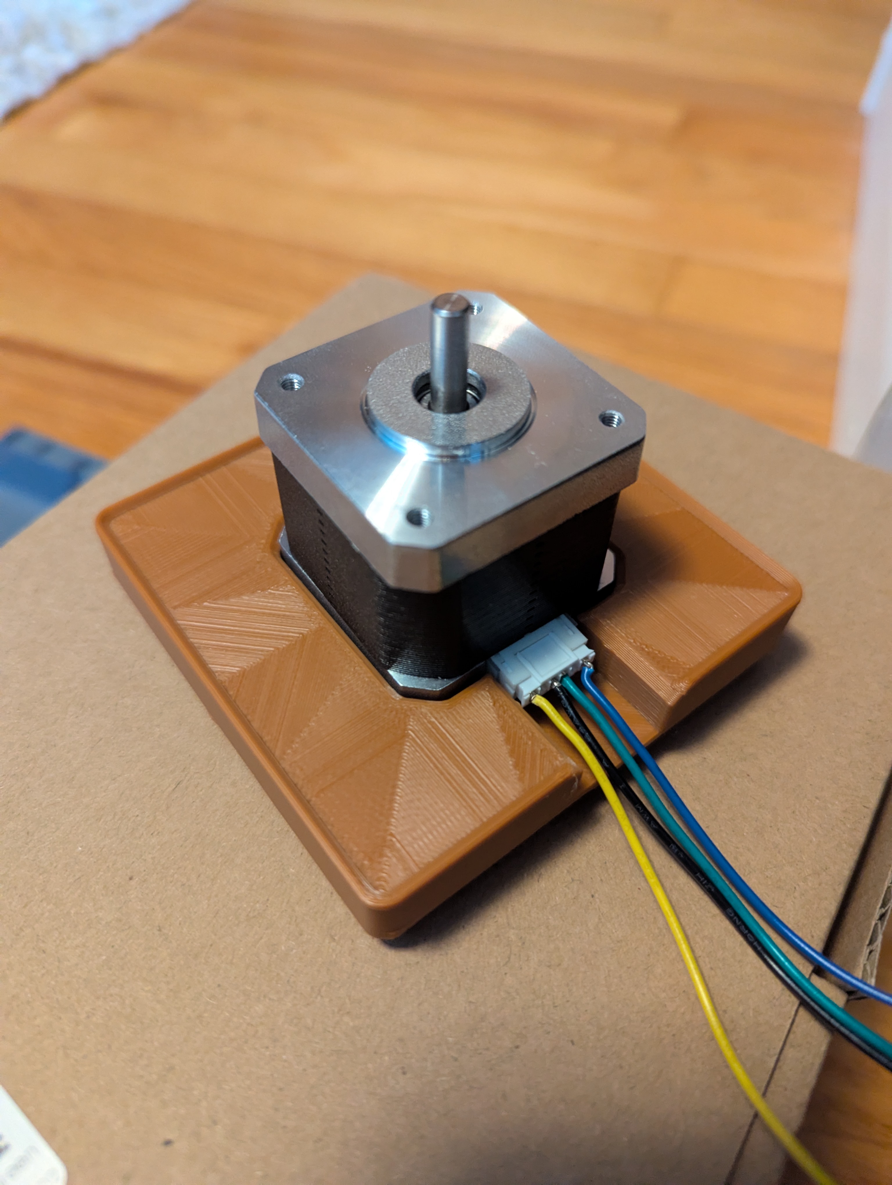 Zema holder with wire cutout