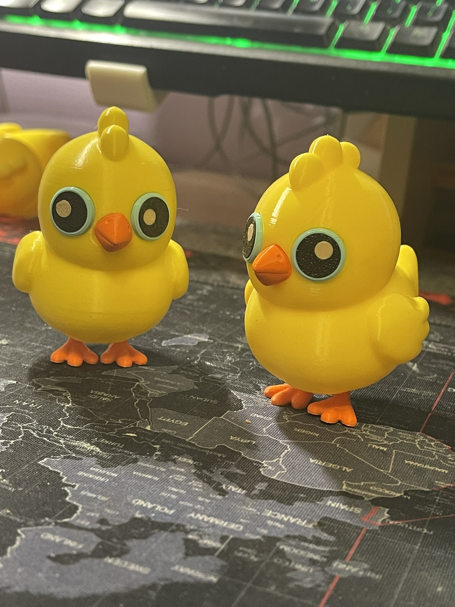 GOLDIE – Cute Cartoon Chick (No-AMS)