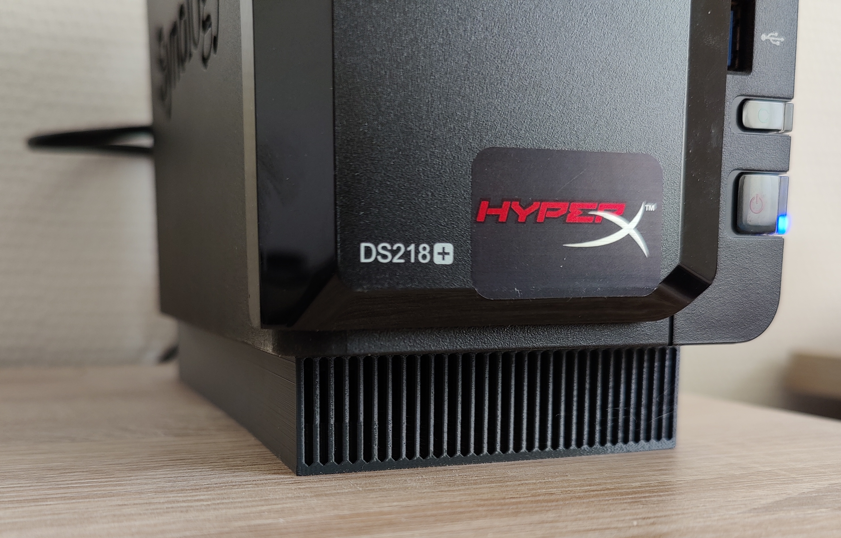 Unterbau für Synology DS218+/ Base for Synology DS218+