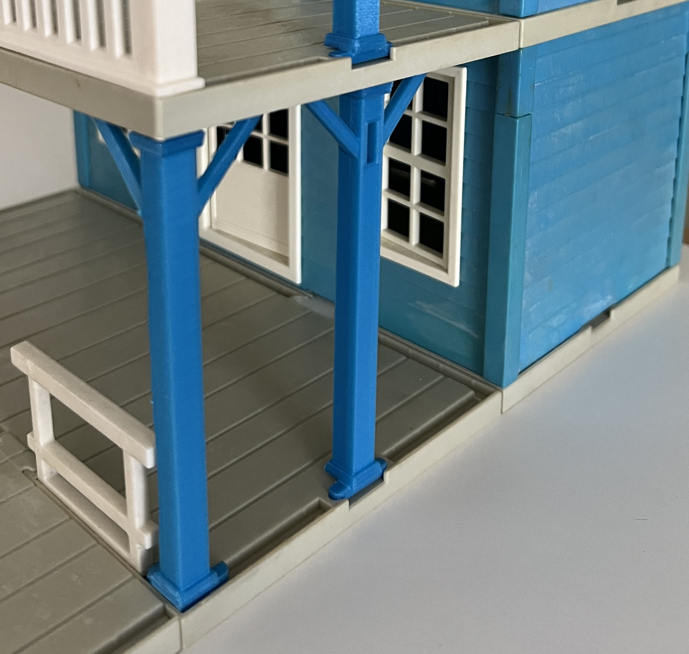 Playmobil Western House poles