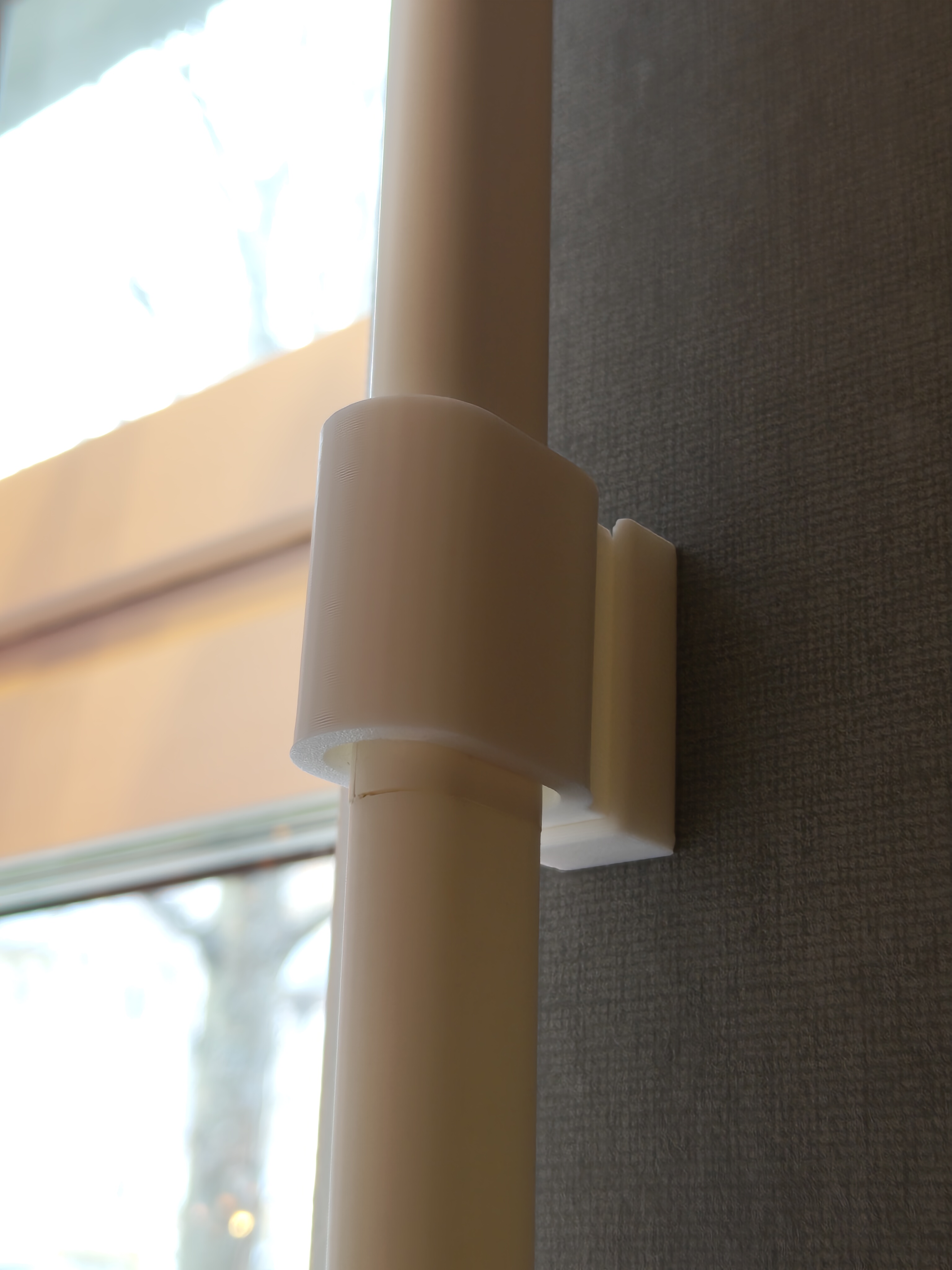 IKEA FRIDANS roller blinds wall guide