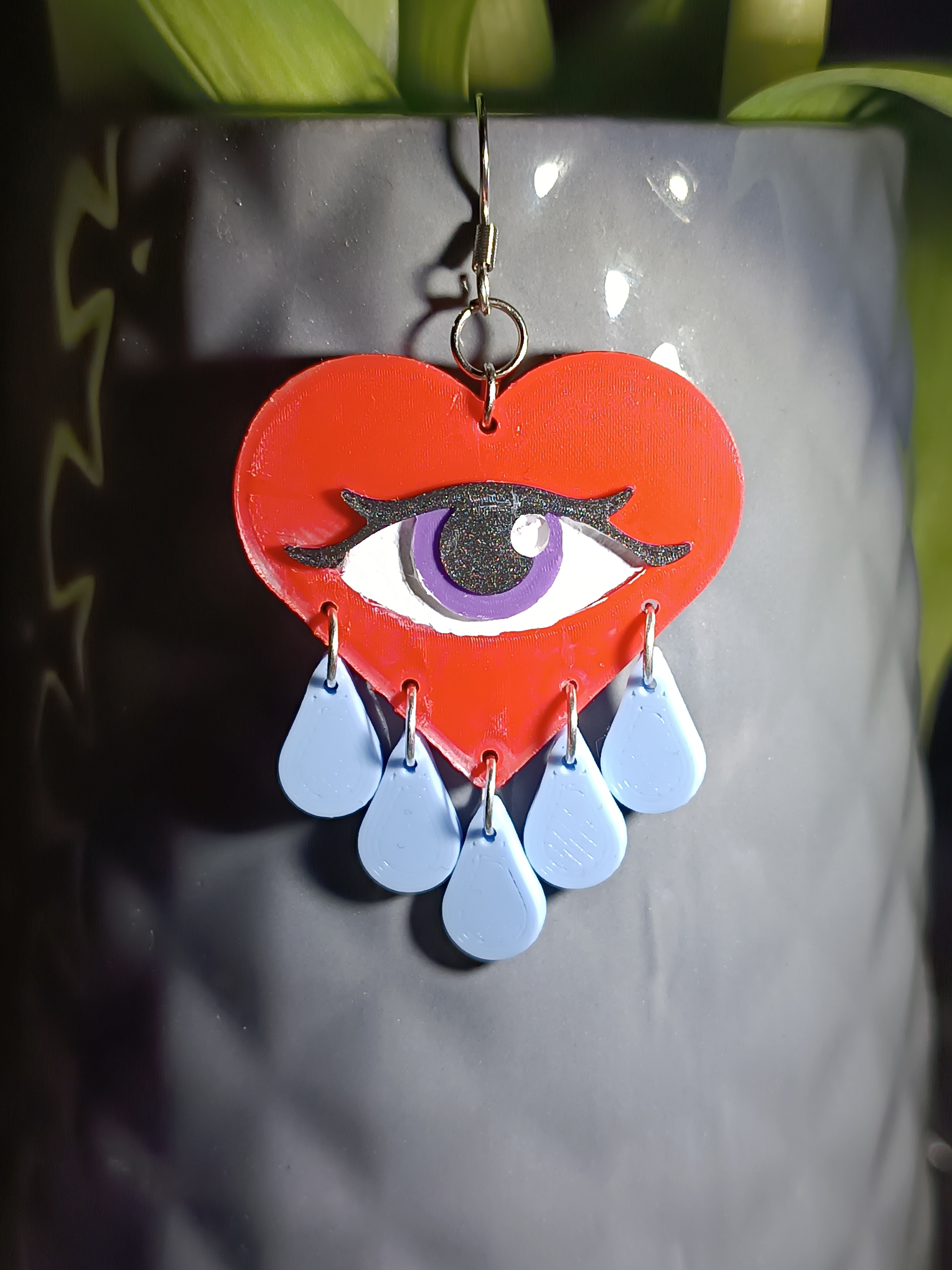 Heart Eyes earring