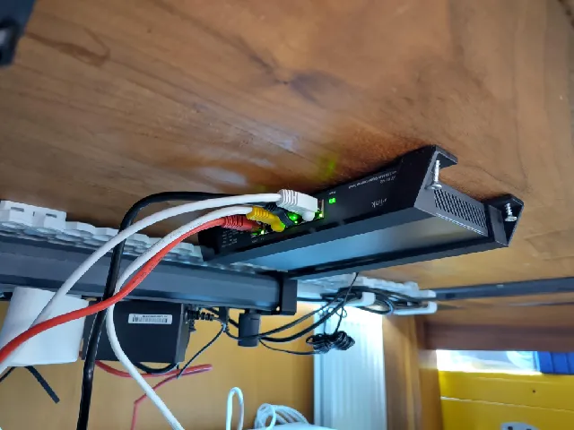 Parametric Bracket (for TP-Link TL-SG108/105 M2 Network Switch or any other device.)