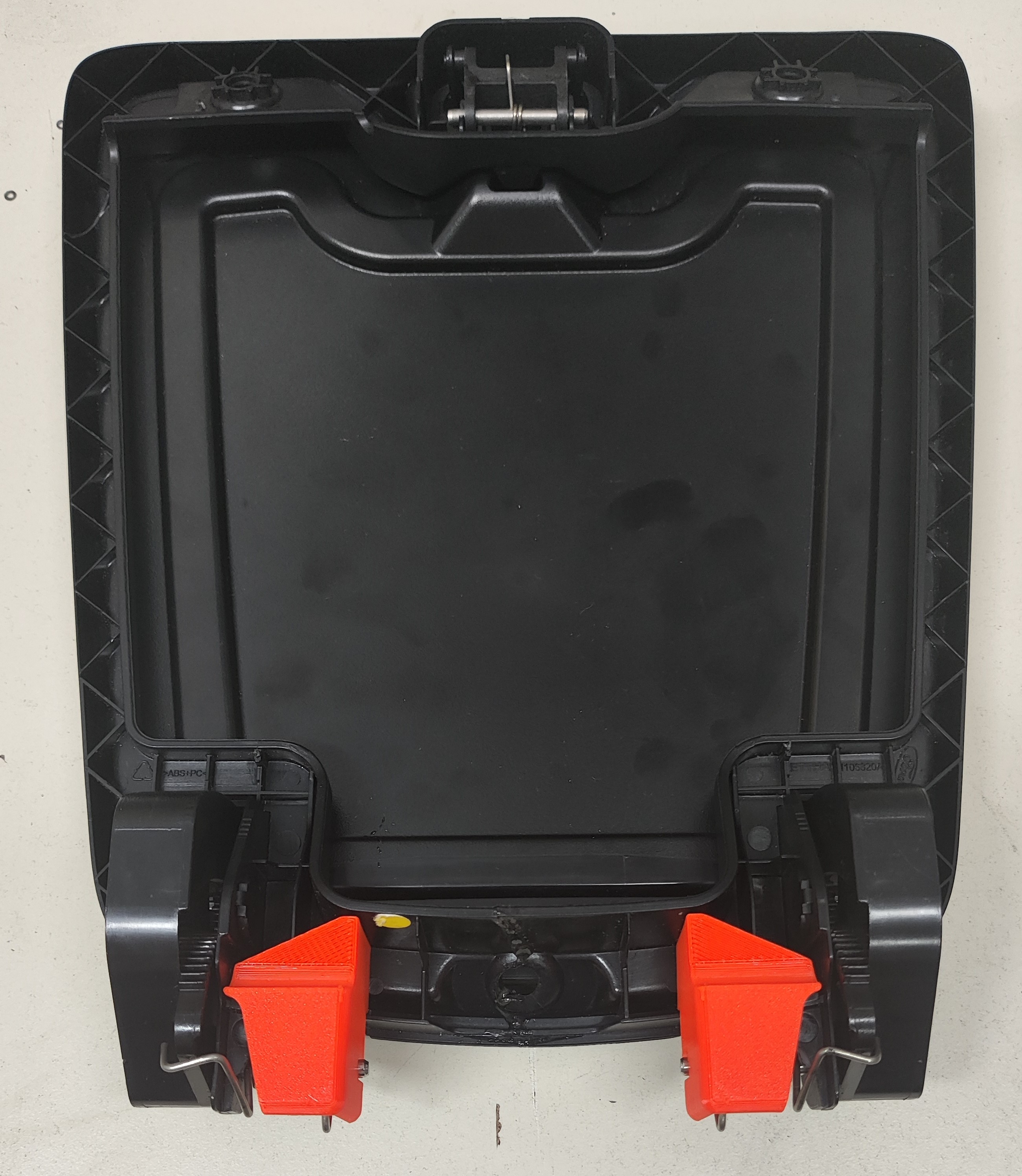 Ford S-MAX Glove Box hinge repair