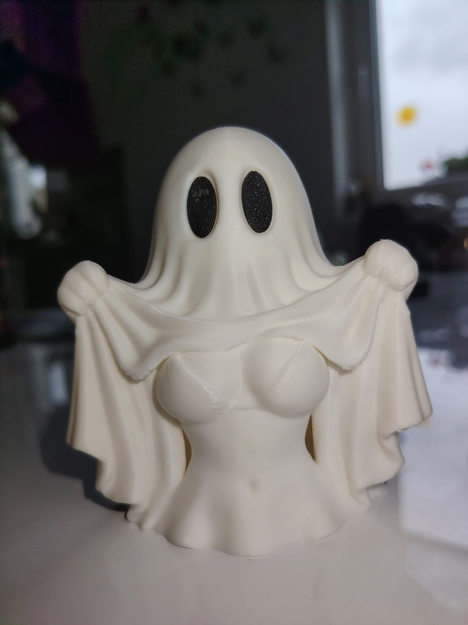 Ghost woman for LED tealight