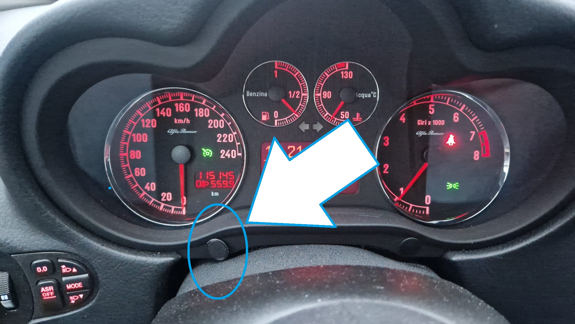 Alfa Romeo 147 Dashboard Screw Cover