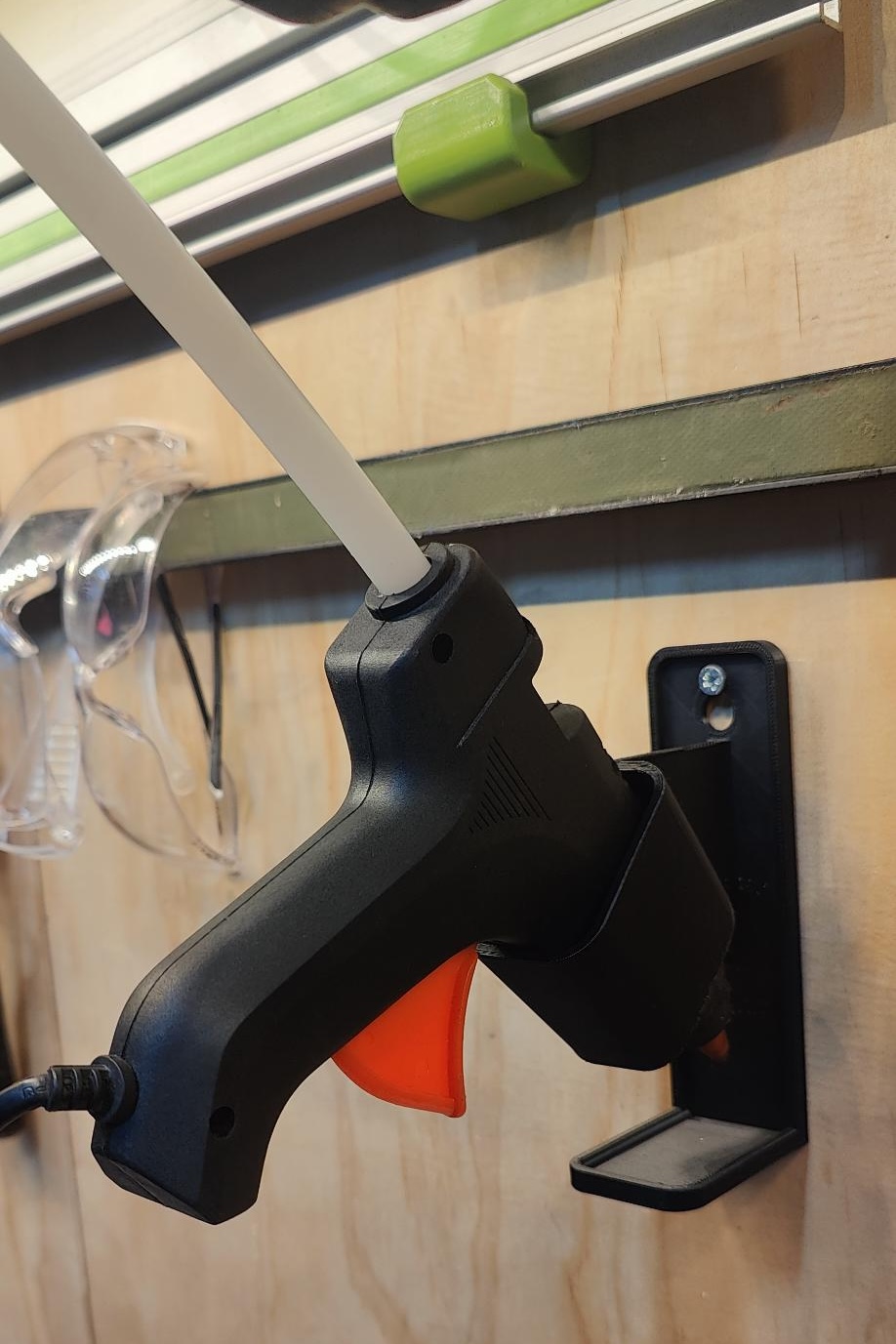 Gluegun Wallmount (screw) — miniatura 2