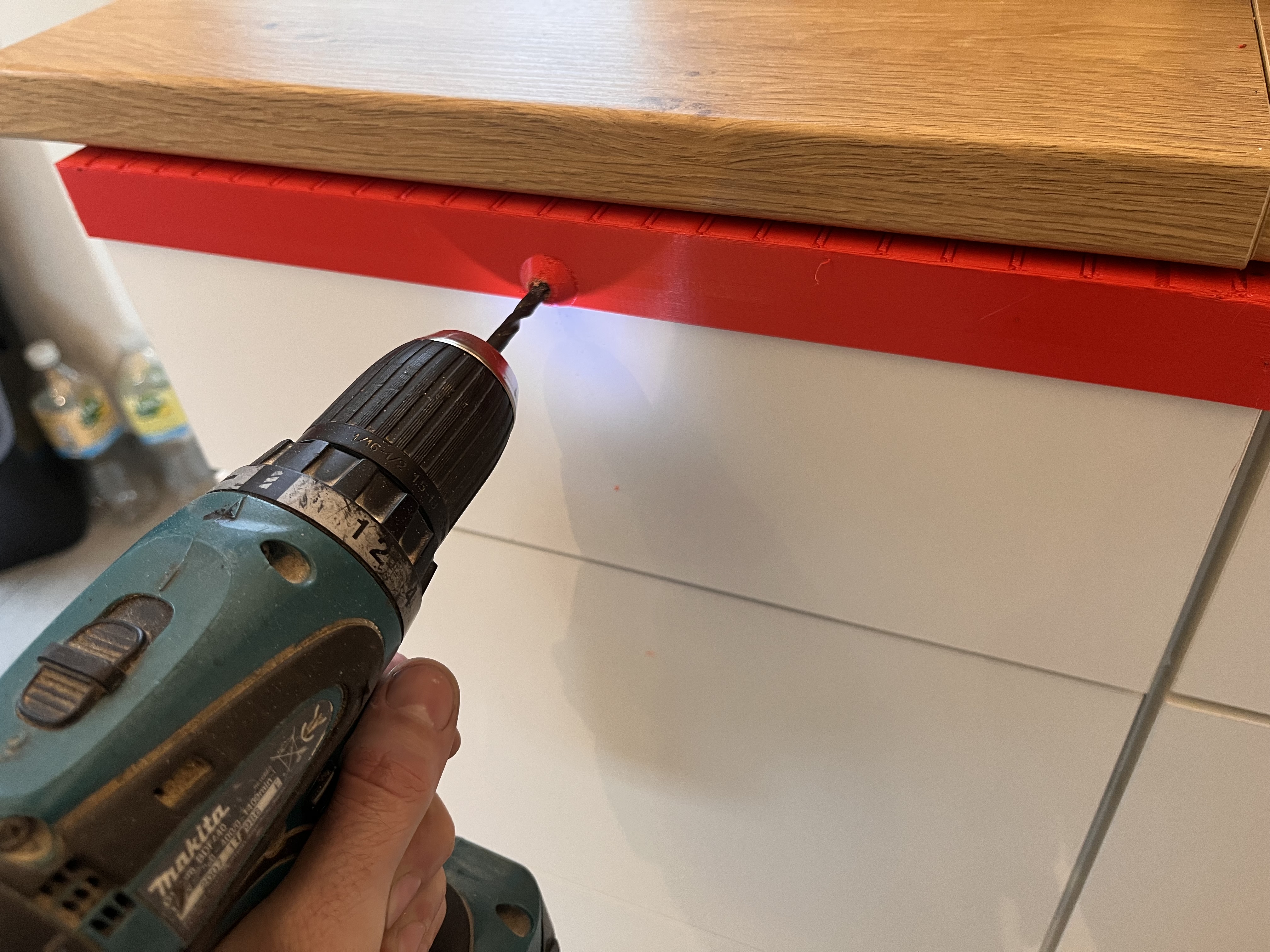Bohrhilfe IKEA Schubladen