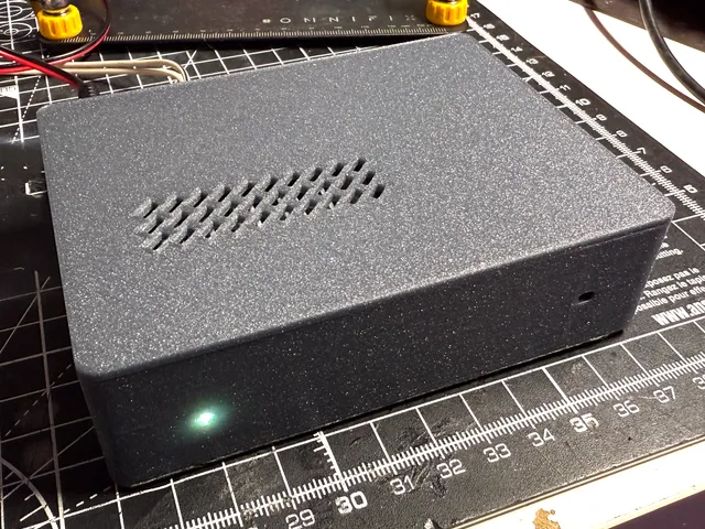 Arylic Up2Stream V4 Case - with light and IR