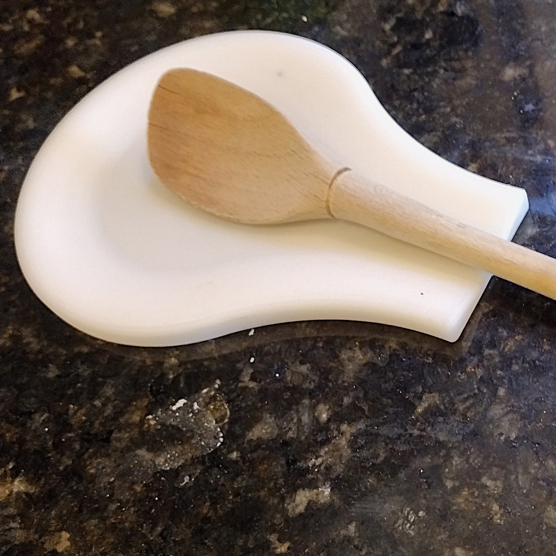 Cooking rest to save the counters!