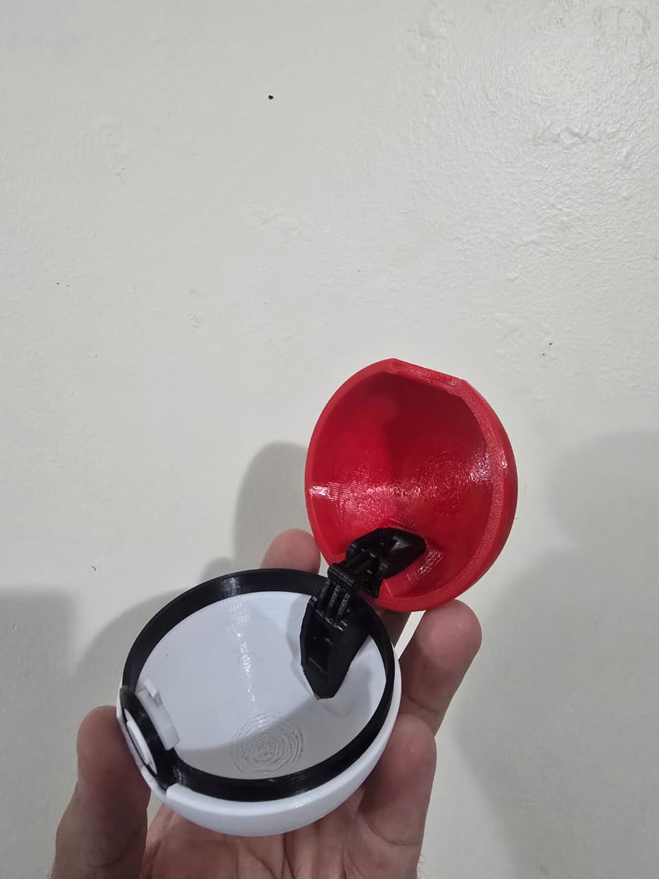 Miniatura 3 do modelo 3D Pokeball (Functional Hinge)