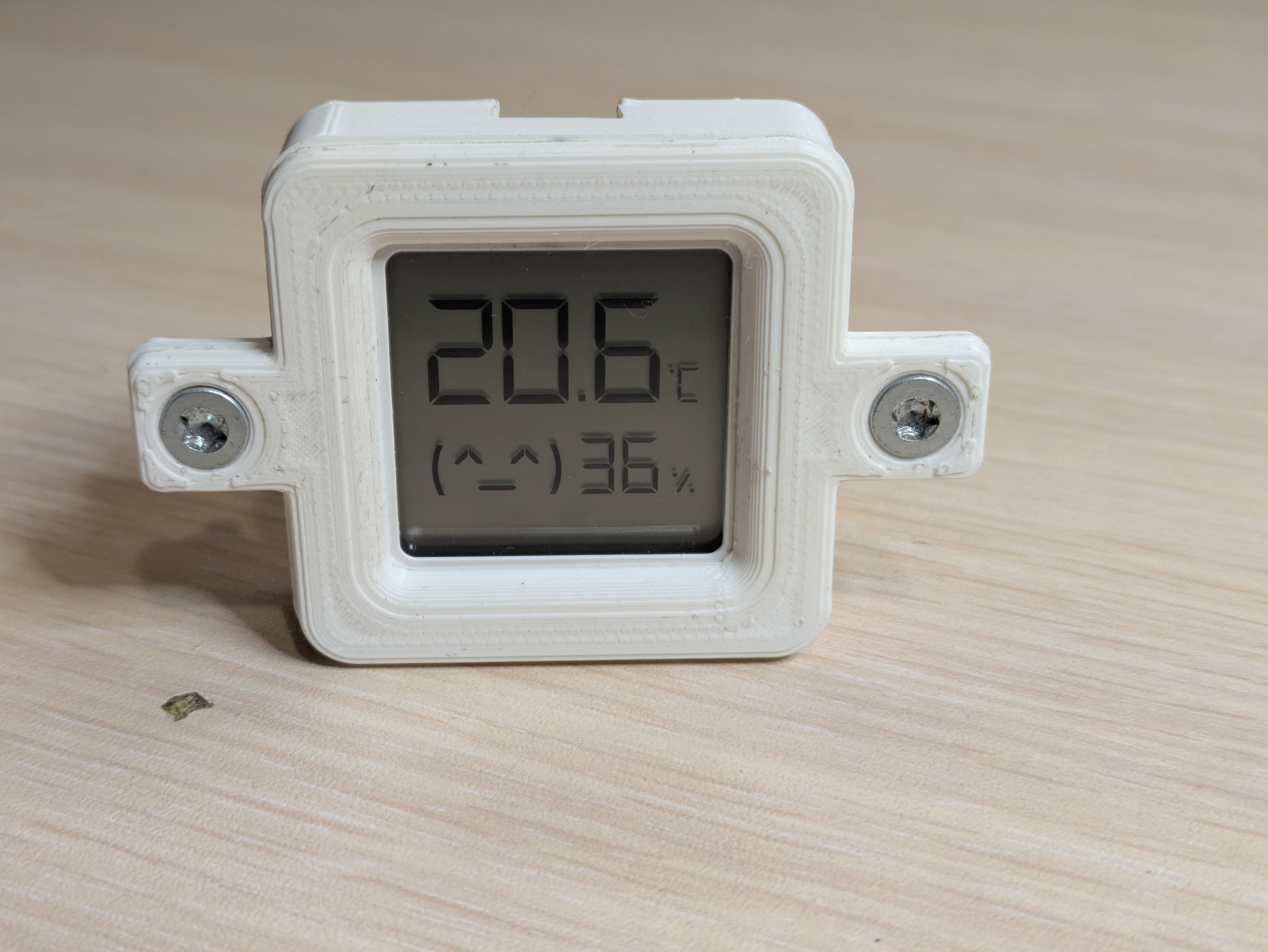 Xiaomi thermometer-hygrometer housing