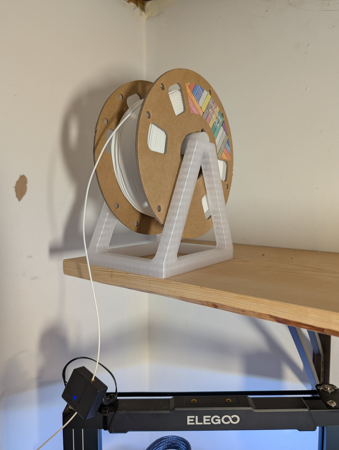 Cut Out Universal Filament Spool Holder