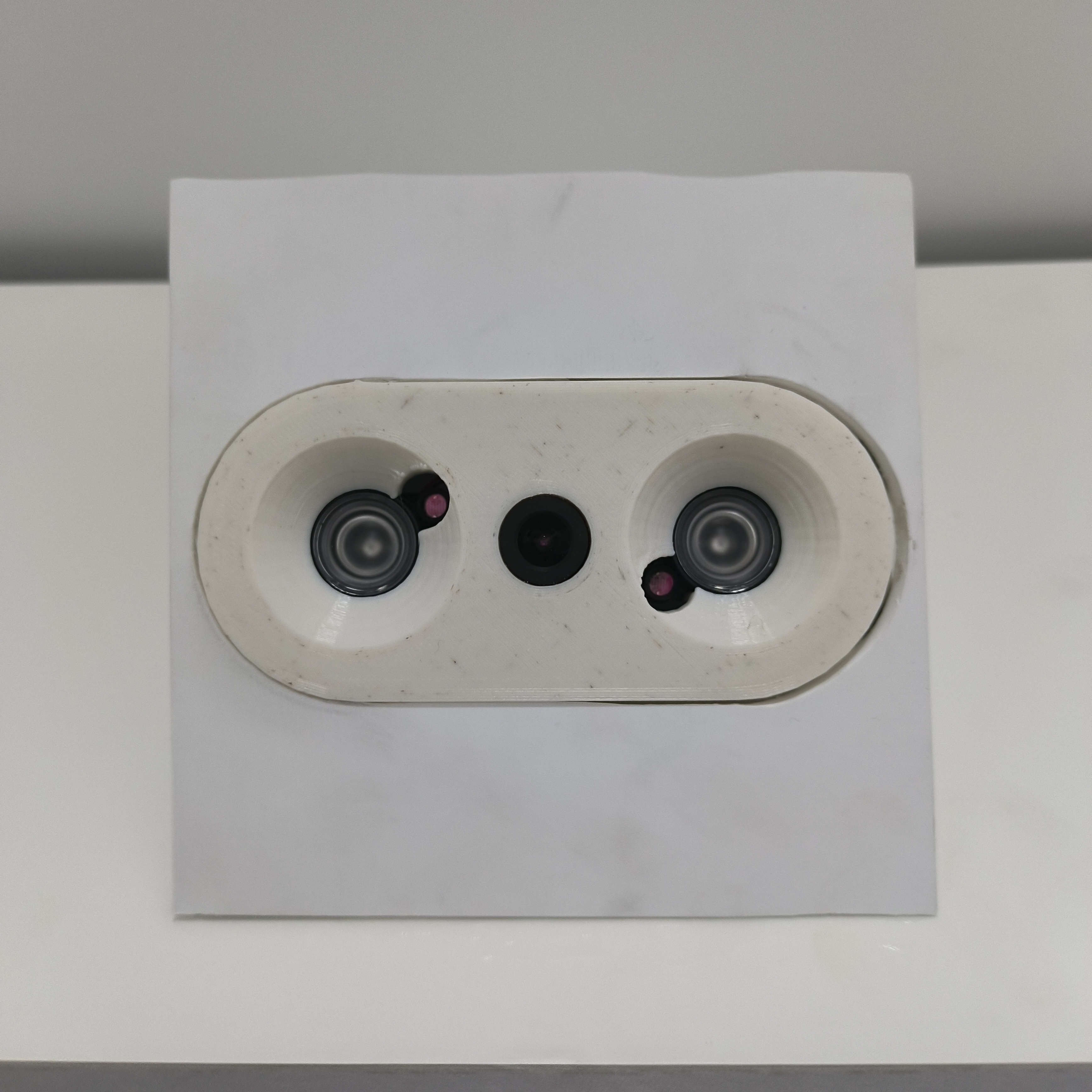 Raspberry Pi camera embedable mount