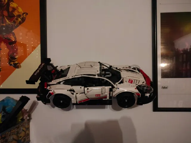 Angled wallmount for Lego 42096 Porsche 911 RSR