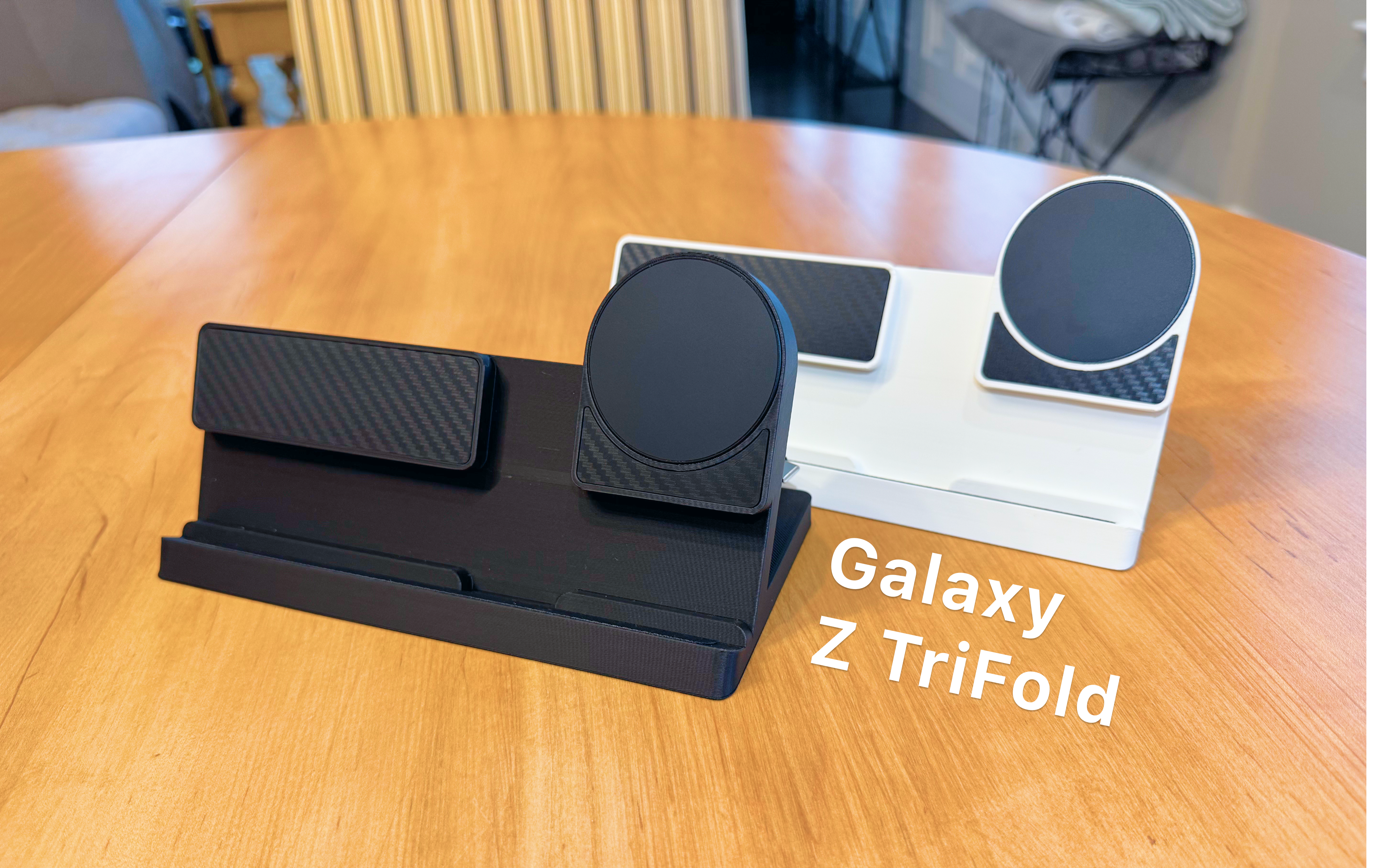 Galaxy Z TriFold 7 Magsafe Charging Stand
