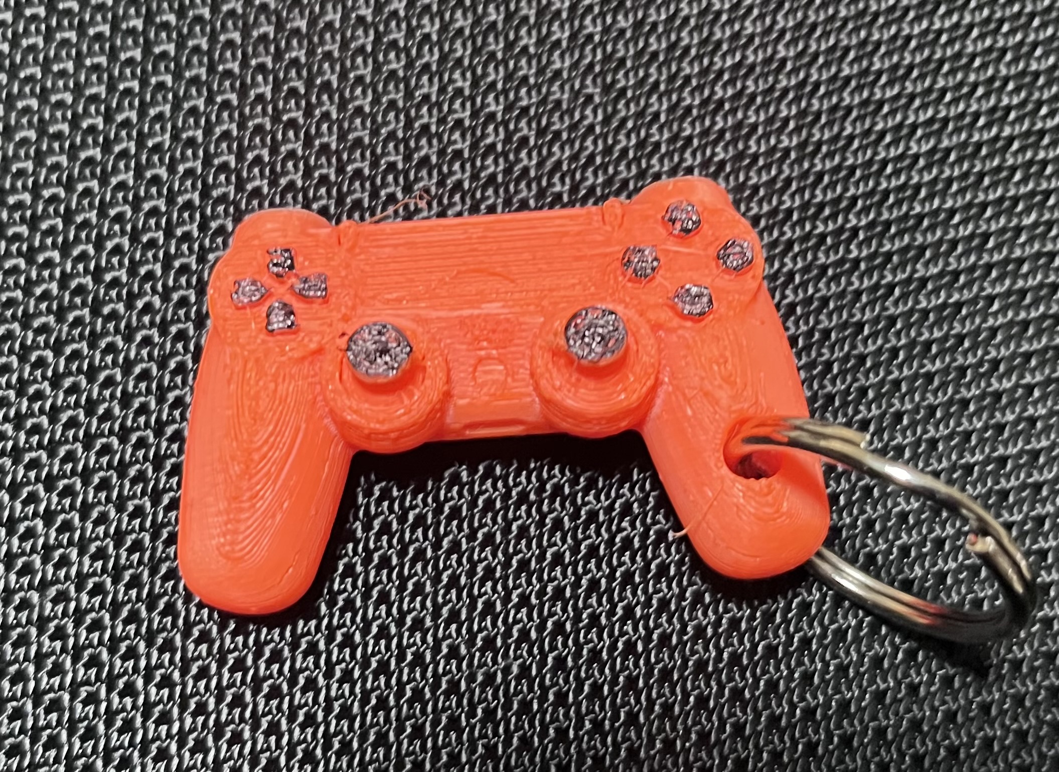 PS4 Controller Keyring - Remix