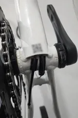 Specialized Allez Bottom Bracket Cable Guide – Front & Rear Derailleur