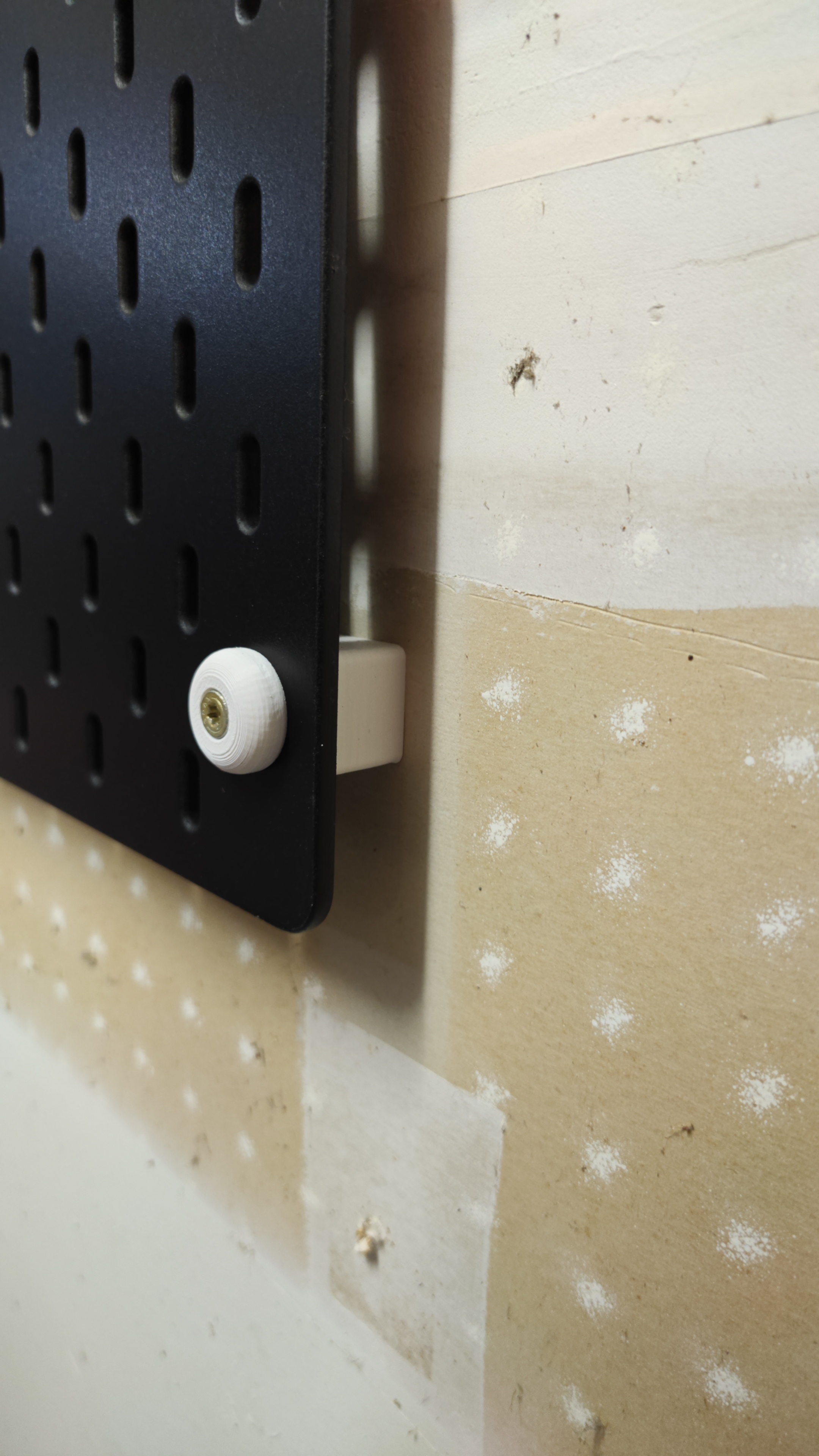 Better Skadis board mounting solution — thumbnail 2