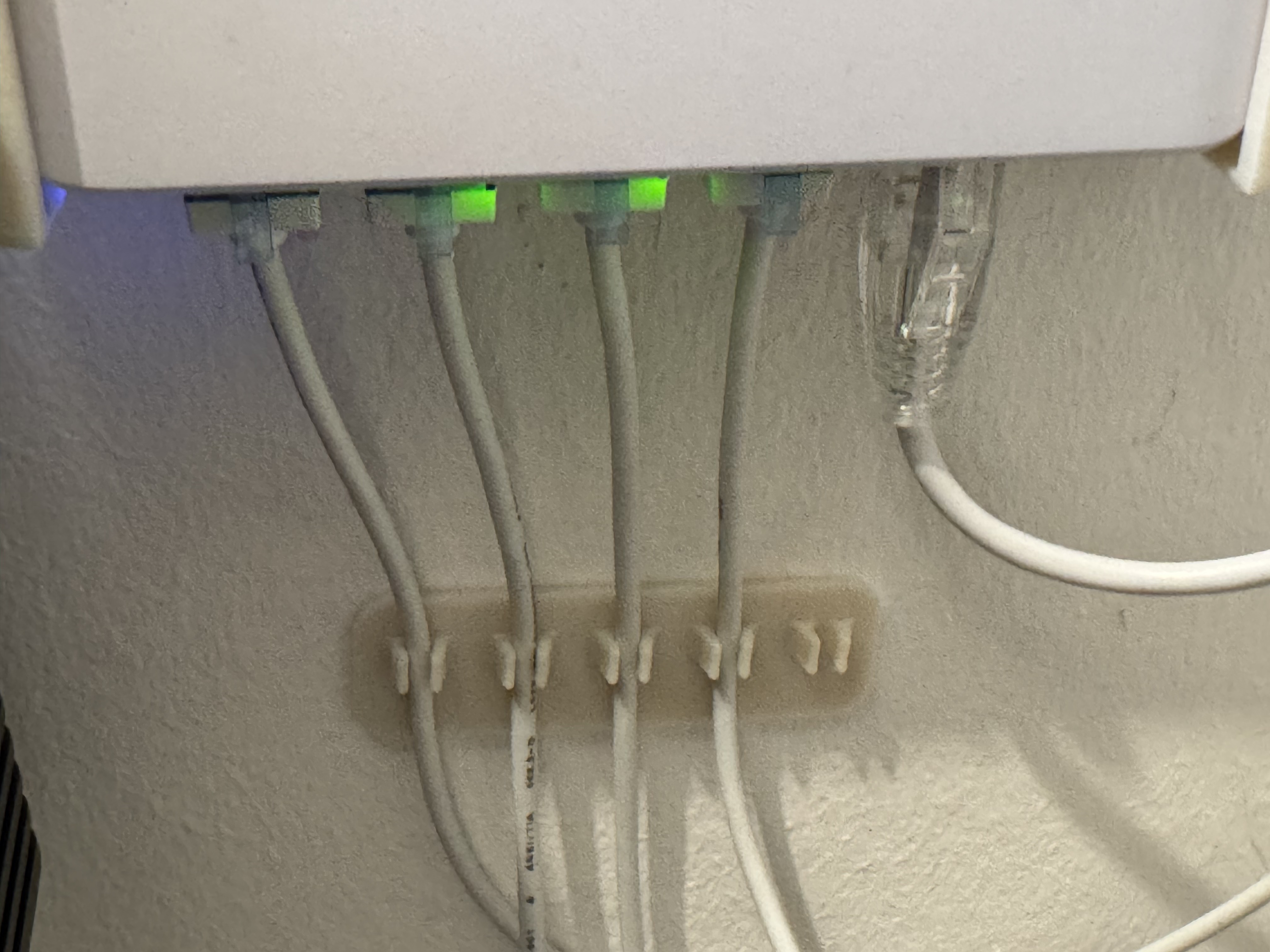 3mm cable wall clip