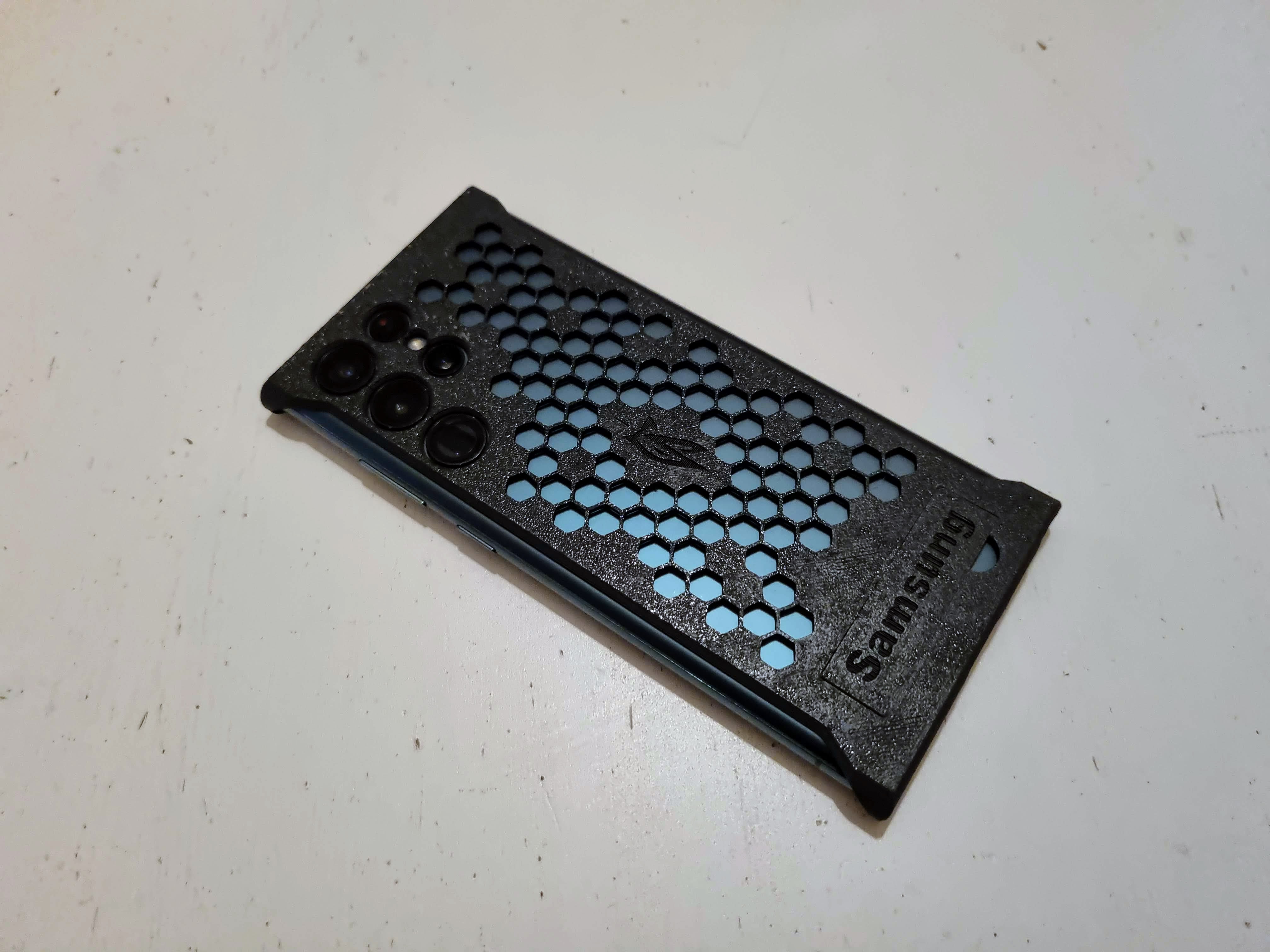 S22 Ultra Hexa-cover w/ Kickstand