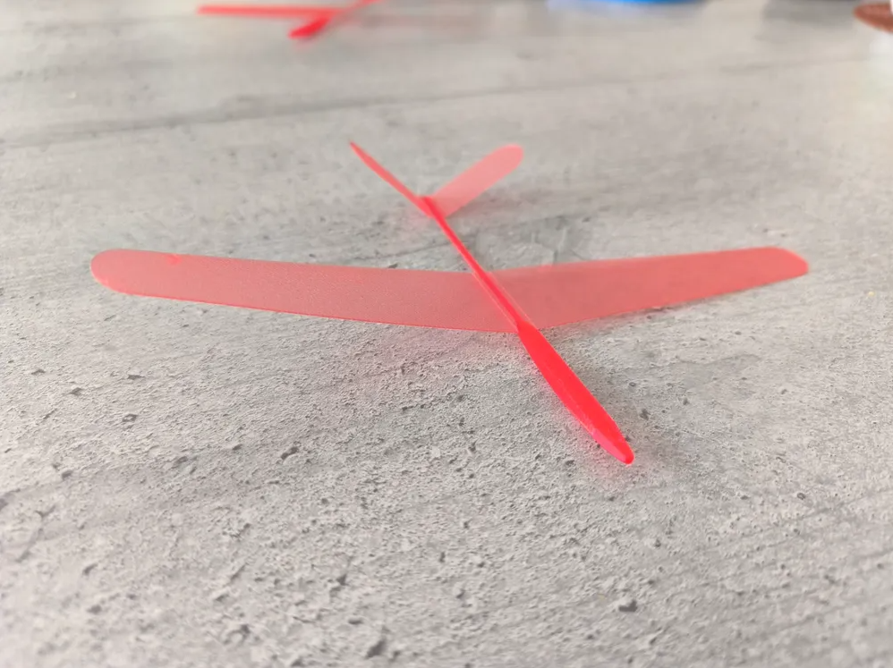 Tiny glider less than 2g filament