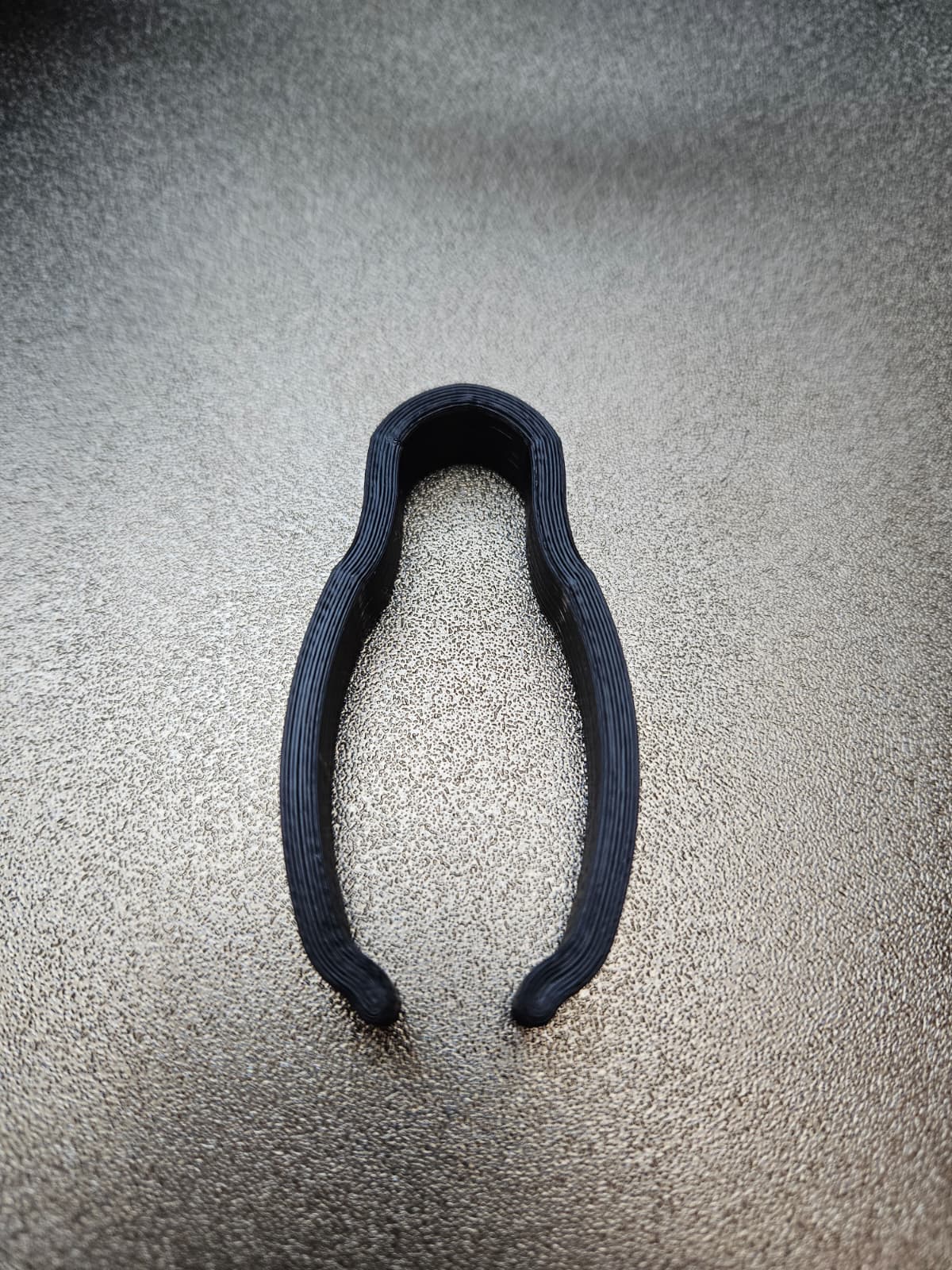 Innox IVA MON-07 / Millenium Desktop Monitor Stand DM3 cable clip — miniatura 2