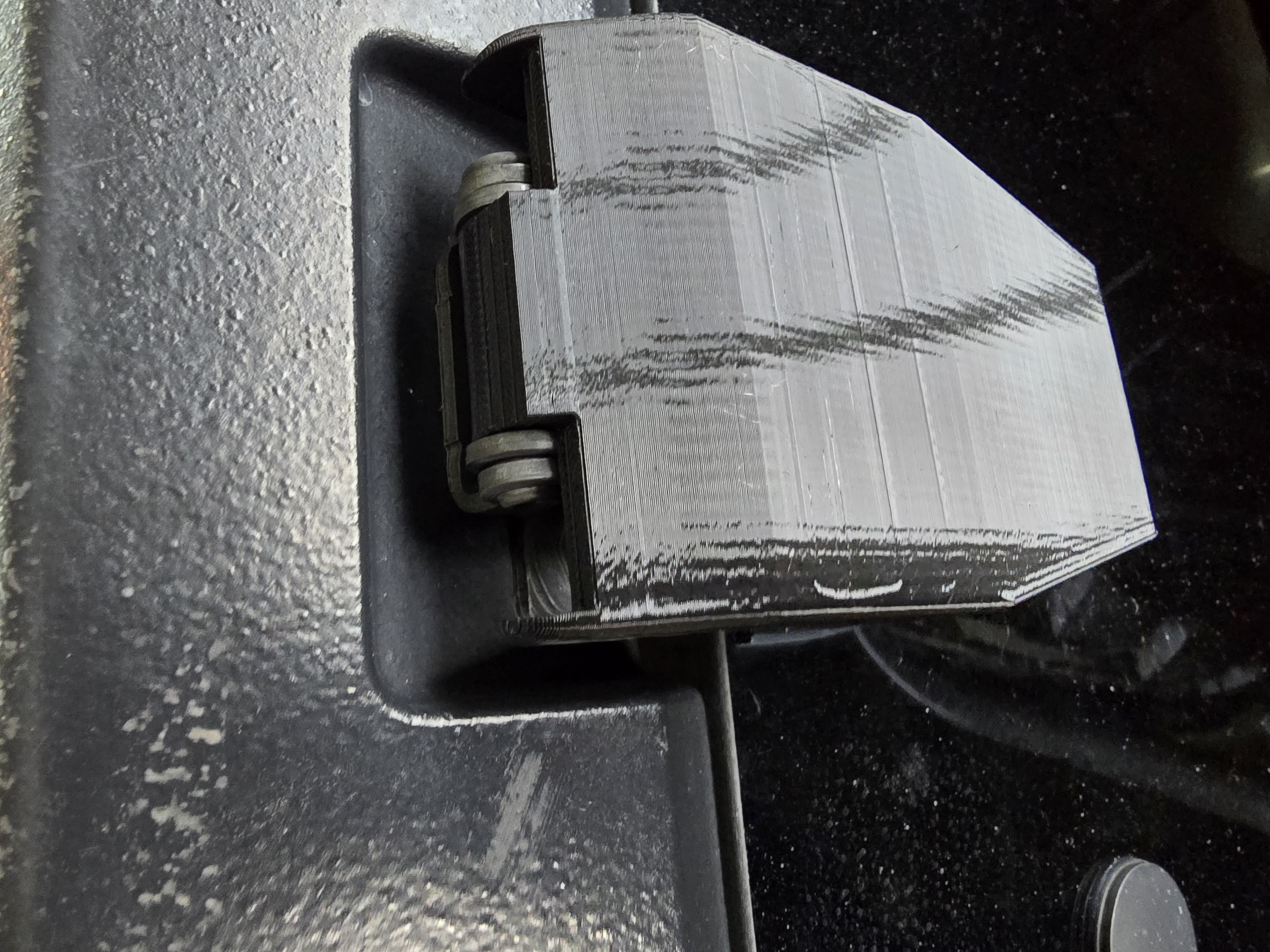 Jeep Wrangler JK/JKU (2007–2018) Liftgate Hinge Cover — Functional Replacement — thumbnail 2