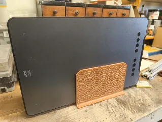 Graphic tablet vertical stand