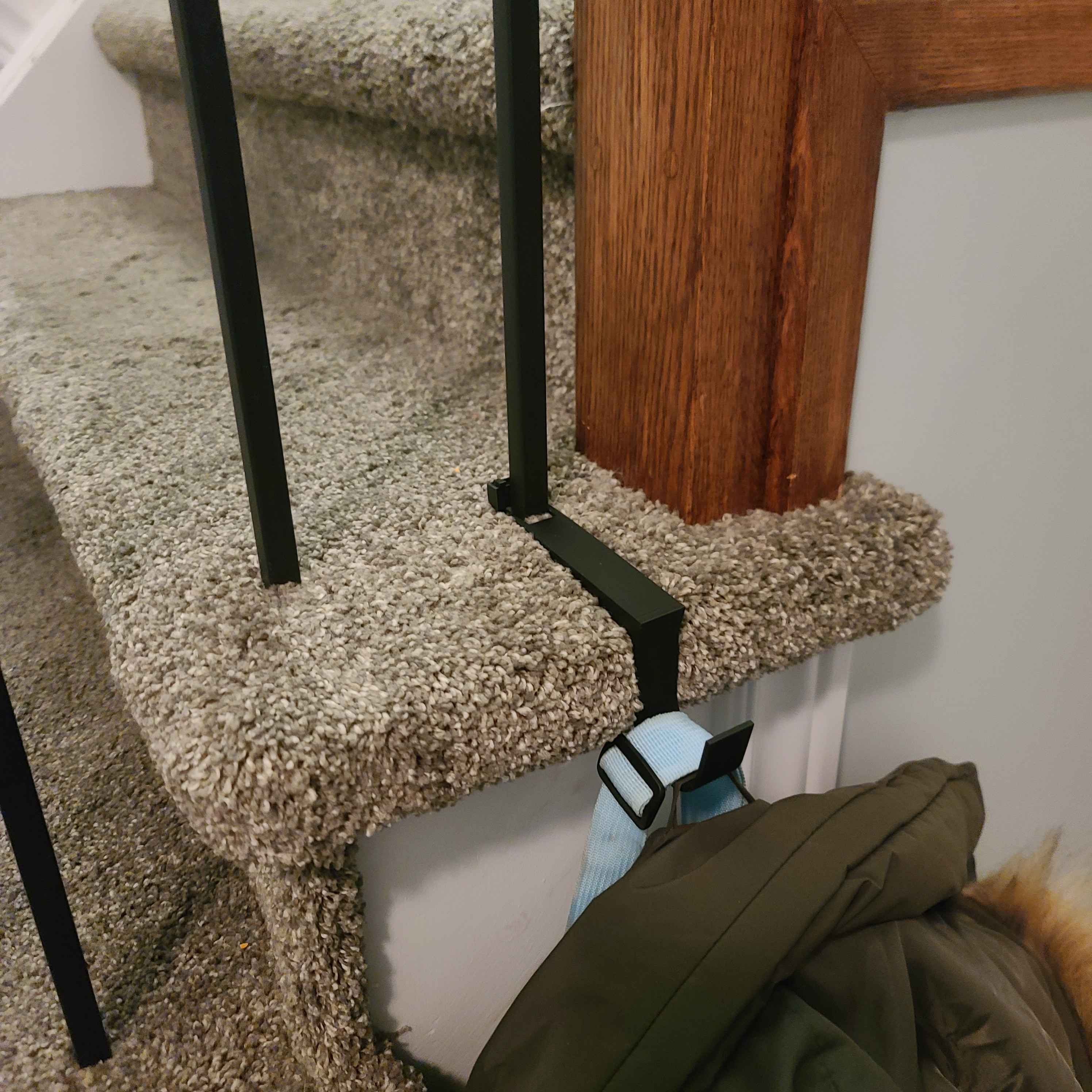 stair hanger