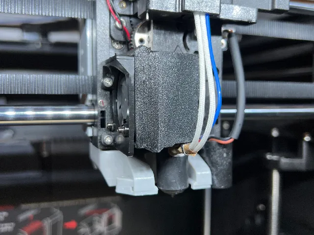 Qidi Plus 4 Hotend Duct Modded