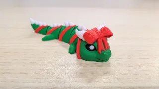 Gift Dragon - Articulated Keychain Figure